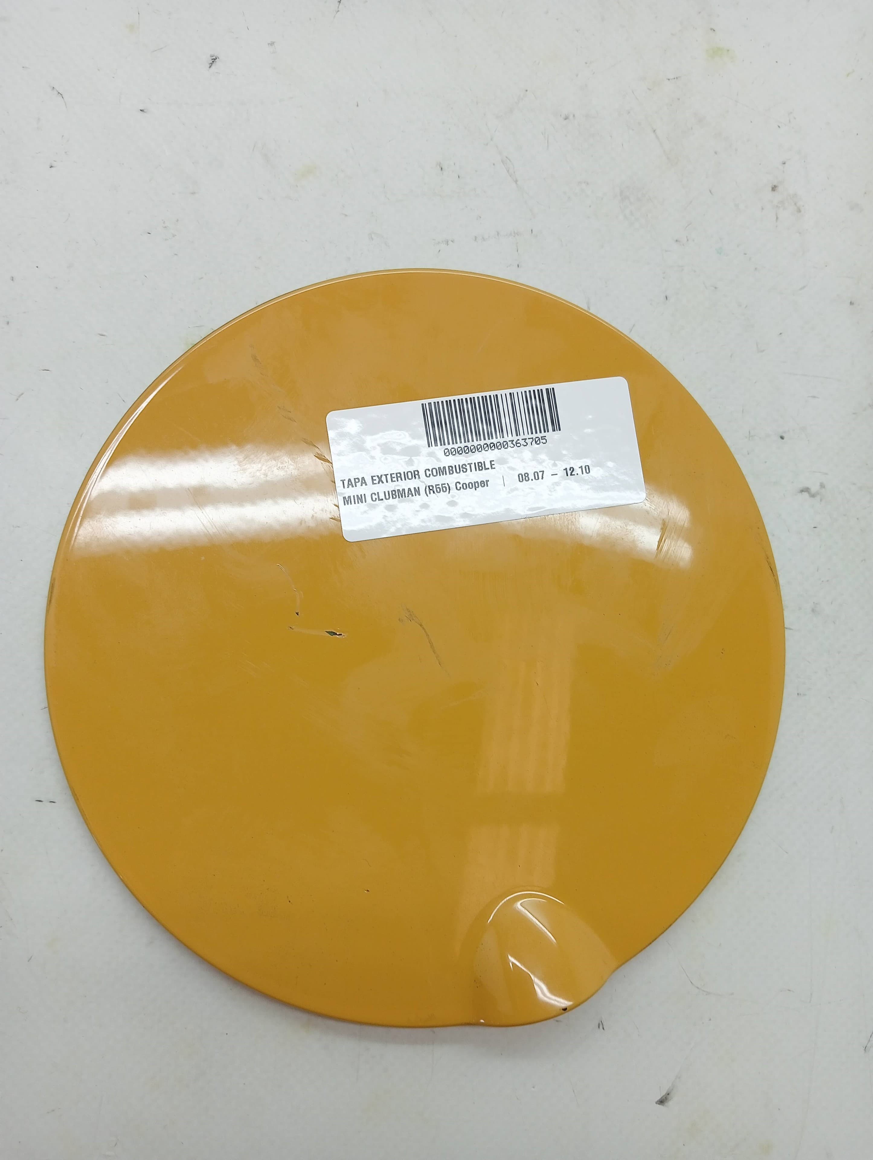 Tapa exterior combustible MINI CLUBMAN (R55)