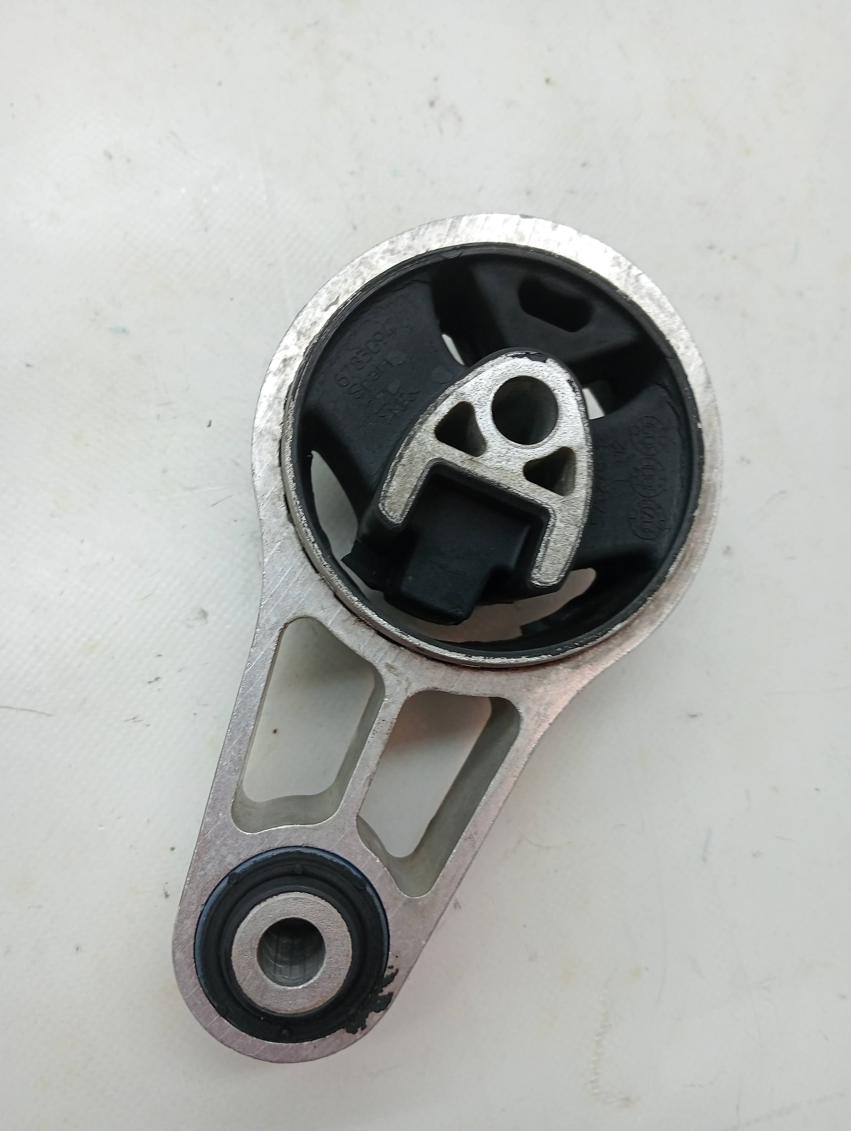 Soporte motor MINI CLUBMAN (R55) 3
