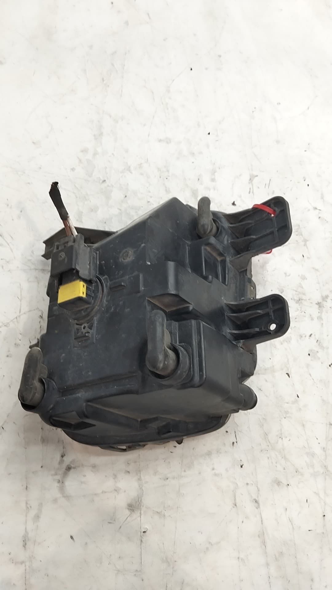 Faro antiniebla derecho VOLKSWAGEN GOLF V BERLINA (1K1) 4