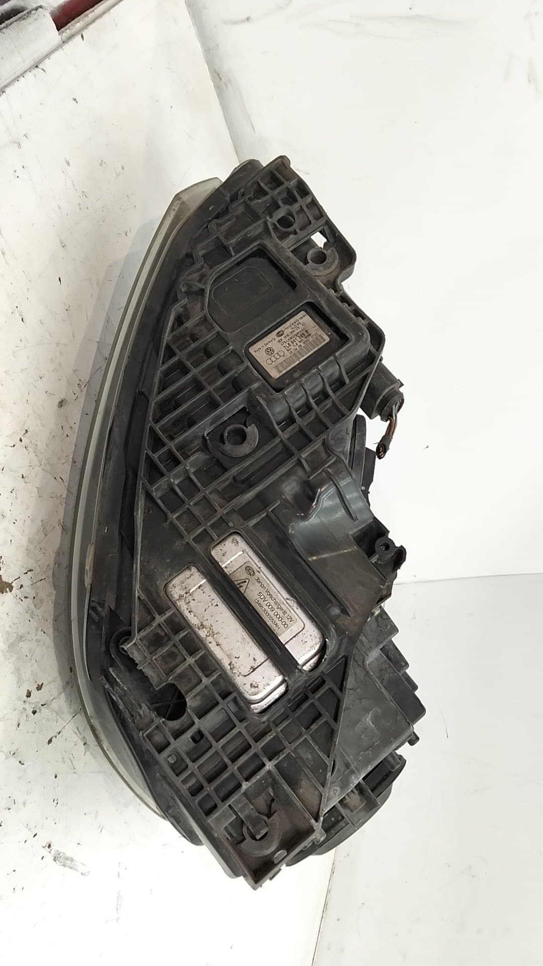 Faro derecho VOLKSWAGEN GOLF V BERLINA (1K1) 3