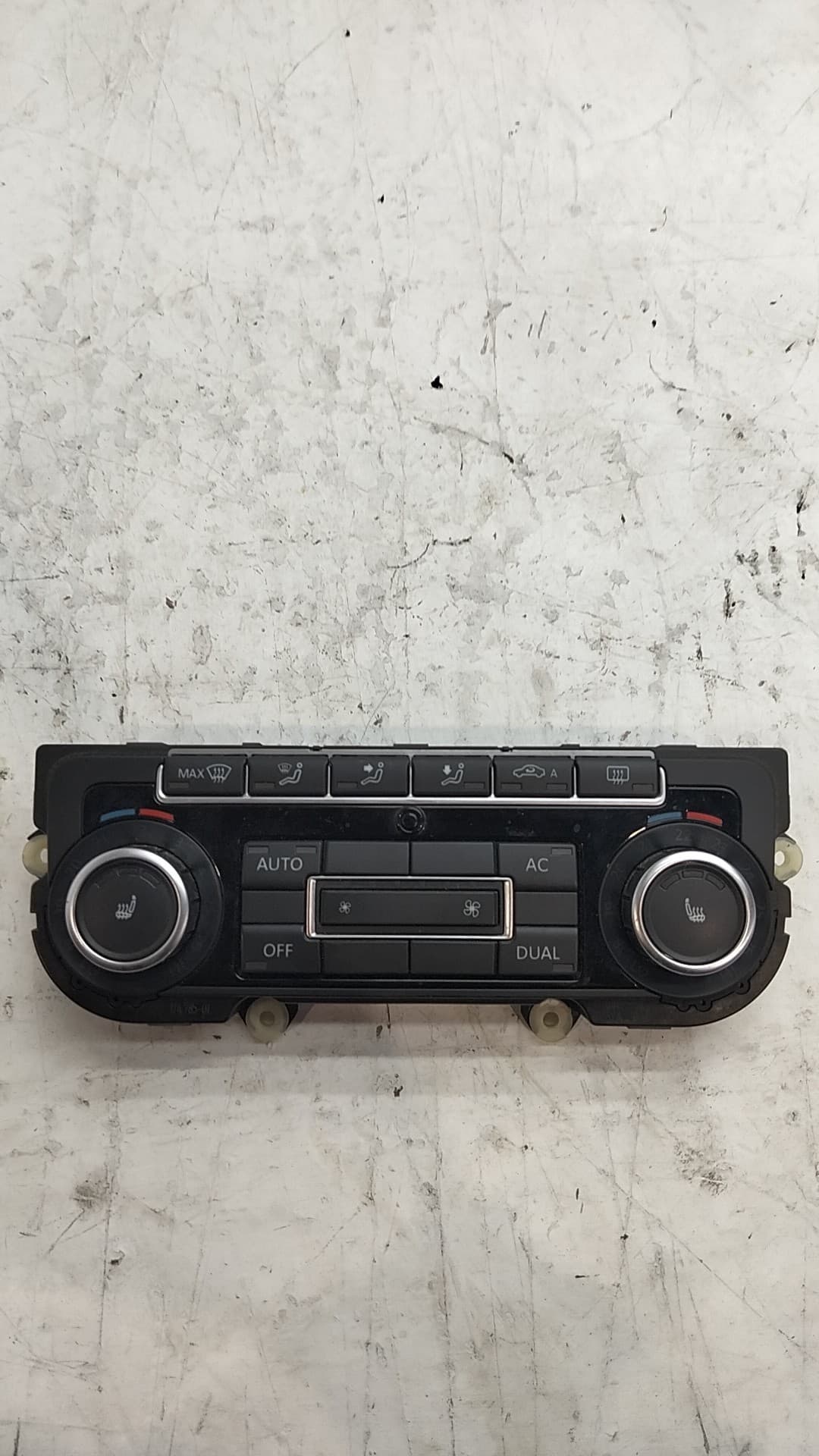 Mando climatizador VOLKSWAGEN GOLF V BERLINA (1K1)