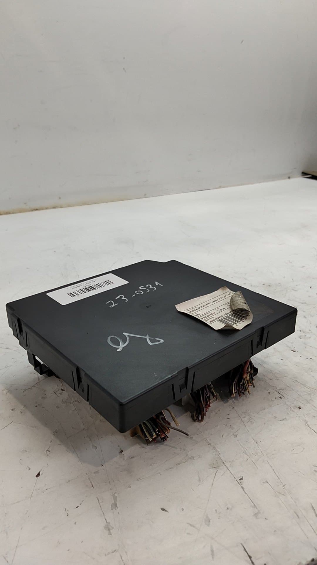 Caja reles / fusibles VOLKSWAGEN GOLF V BERLINA (1K1) 2