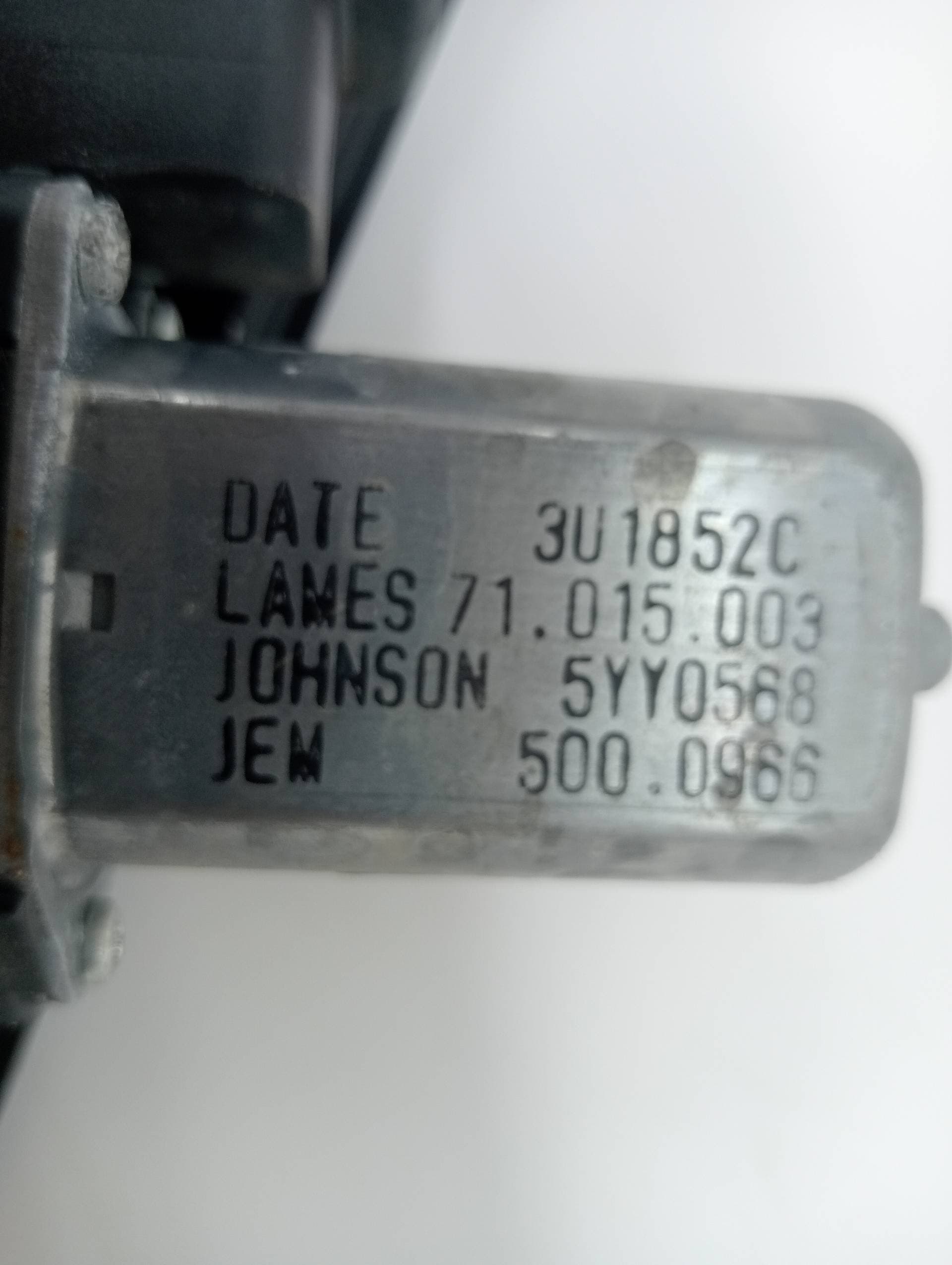 Elevalunas delantero derecho BMW SERIE 1 LIM 2