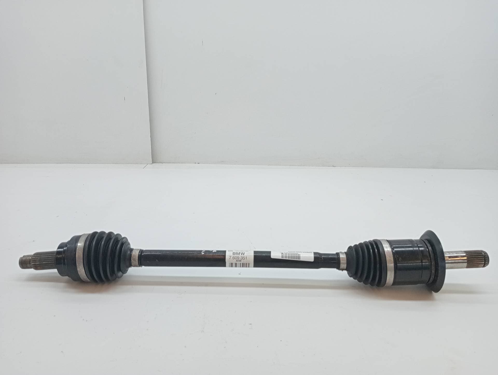Transmision trasera izquierda BMW SERIE 1 LIM