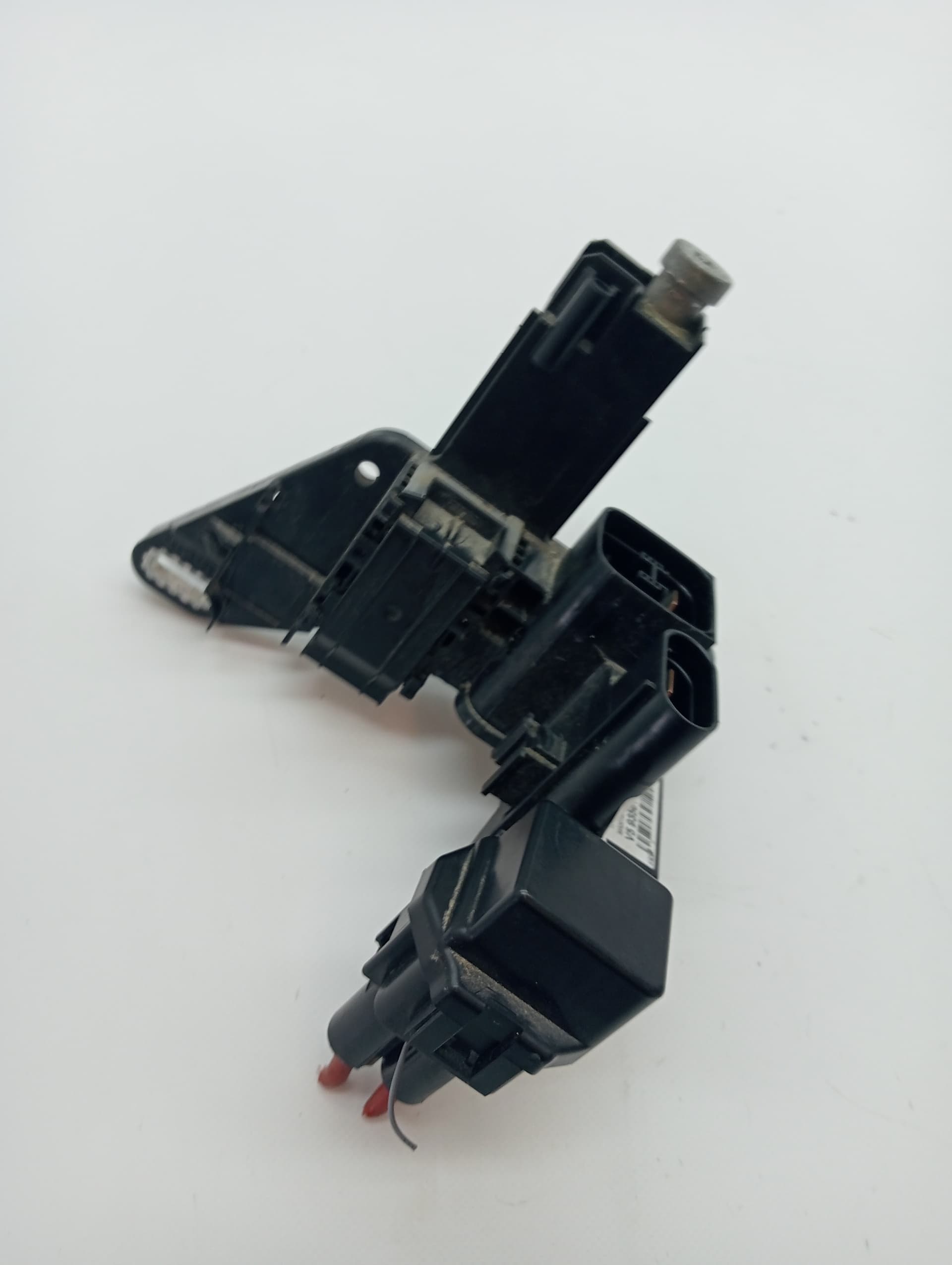 Caja reles / fusibles BMW SERIE 1 LIM 3