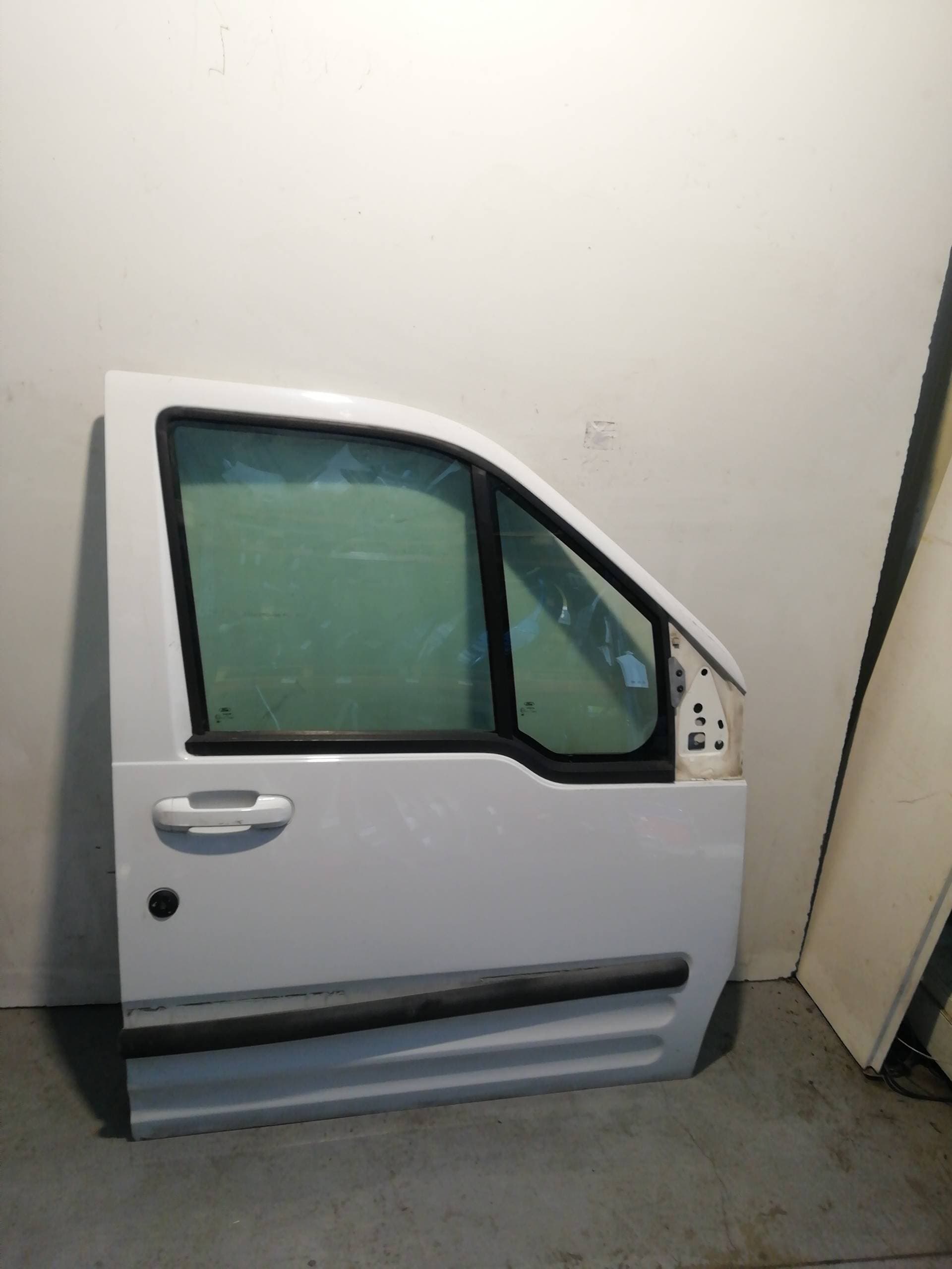 Puerta delantera derecha FORD TRANSIT CONNECT (TC7)