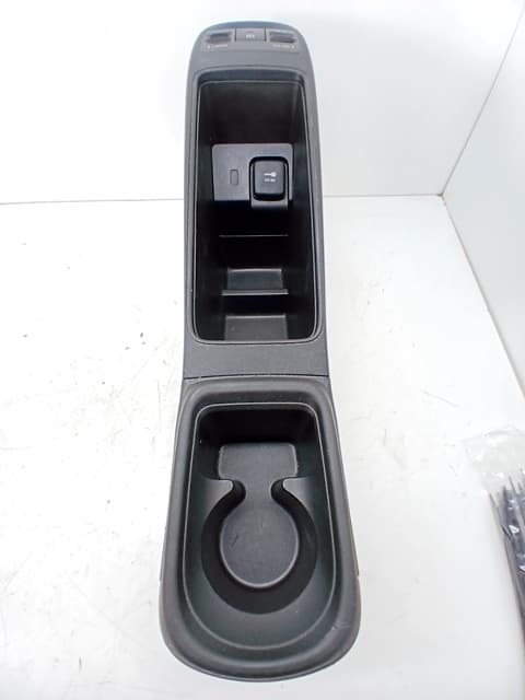Consola central FIAT 500E 3