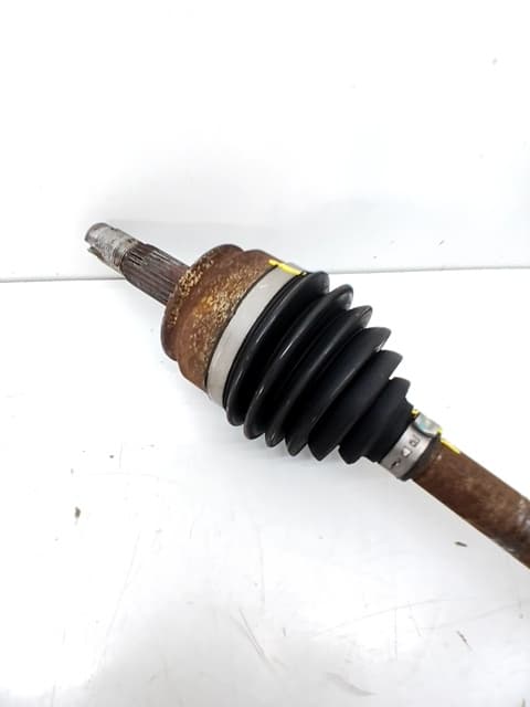 Transmision delantera izquierda FIAT 500E 3