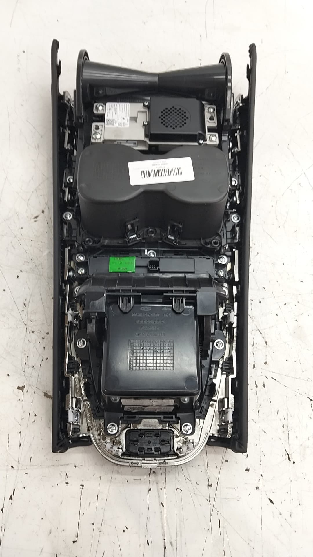 Consola central OMODA 5 5