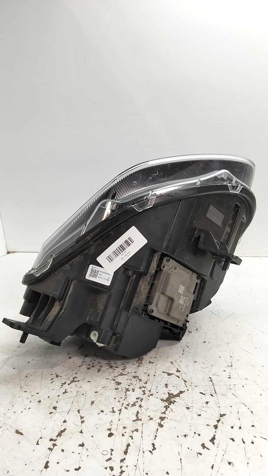 Faro izquierdo OMODA 5 3