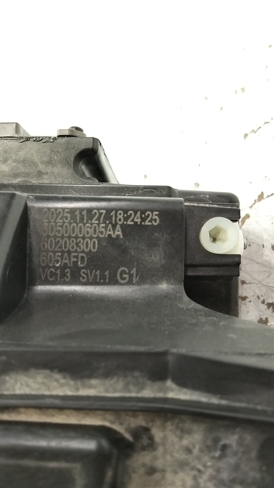Faro izquierdo OMODA 5 2
