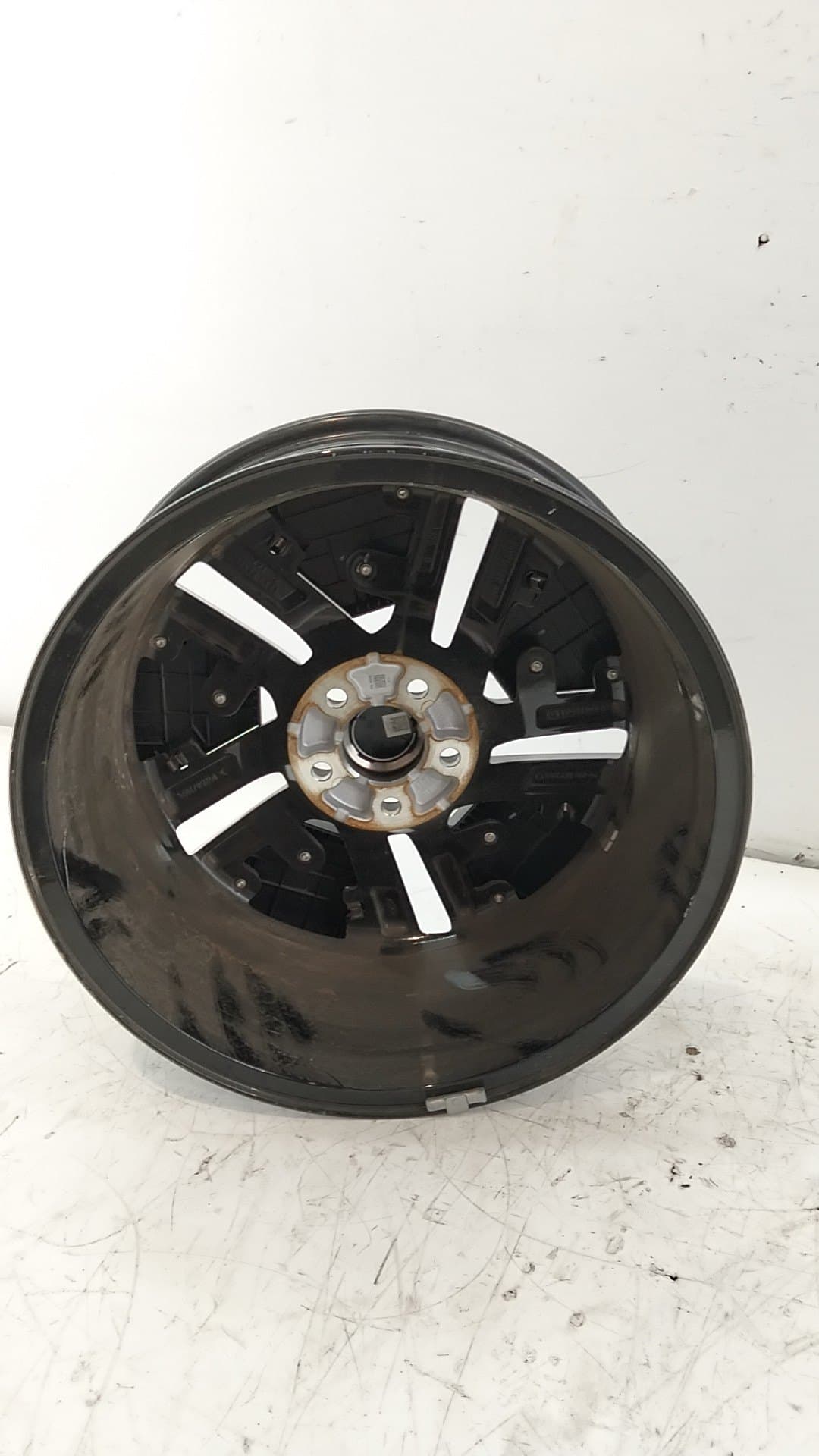 Llanta OMODA 5 5