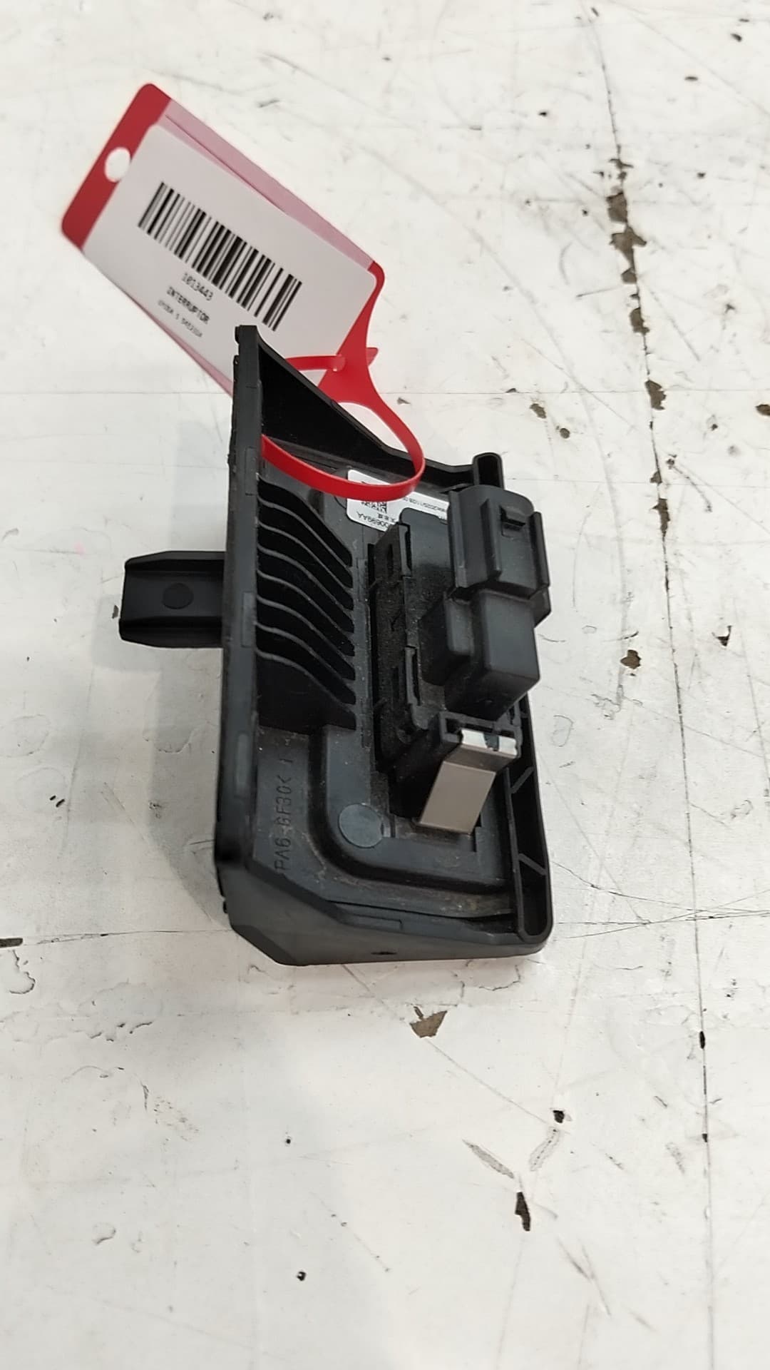 Interruptor OMODA 5