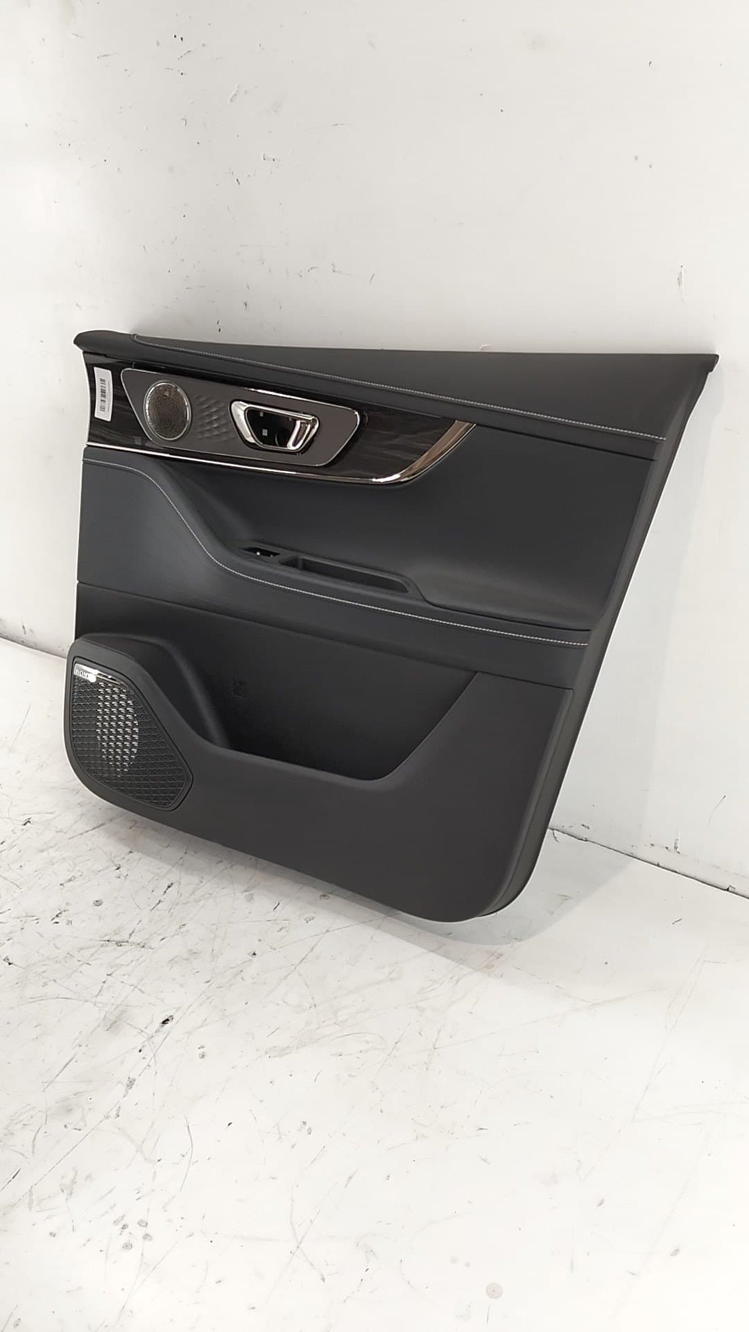 Guarnecido puerta delantera derecha OMODA 5