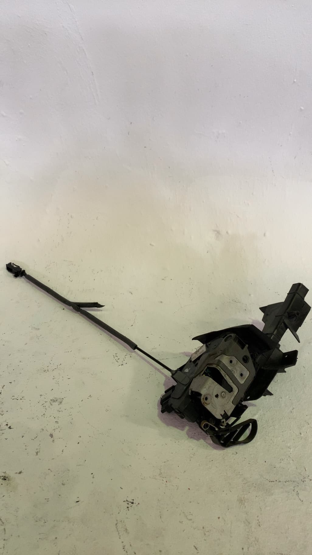 Cerradura puerta delantera derecha FORD FOCUS 3