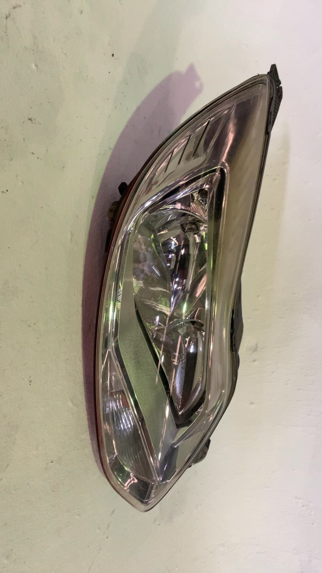 Faro derecho FORD FOCUS