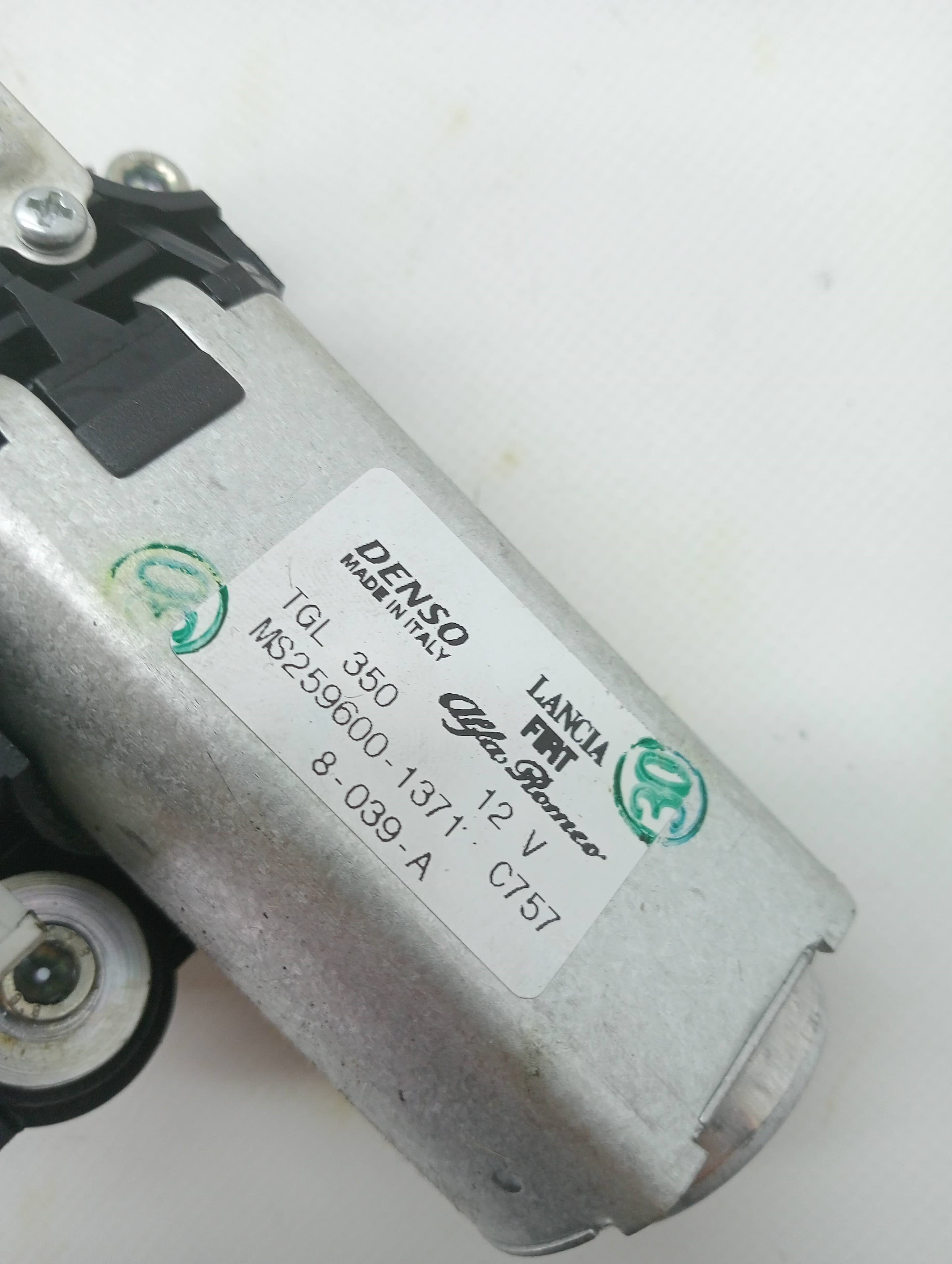 Motor limpia trasero FIAT NUOVA 500 (150) 3