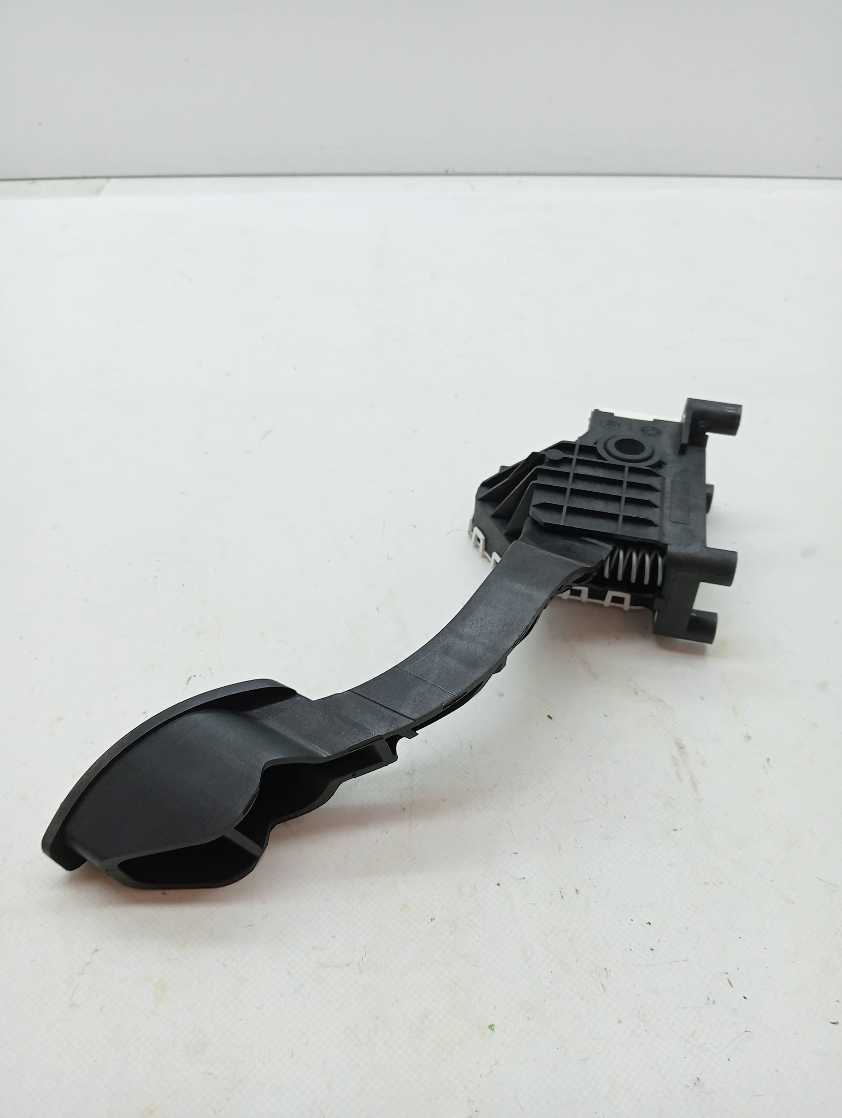 Pedal acelerador FIAT NUOVA 500 (150) 2