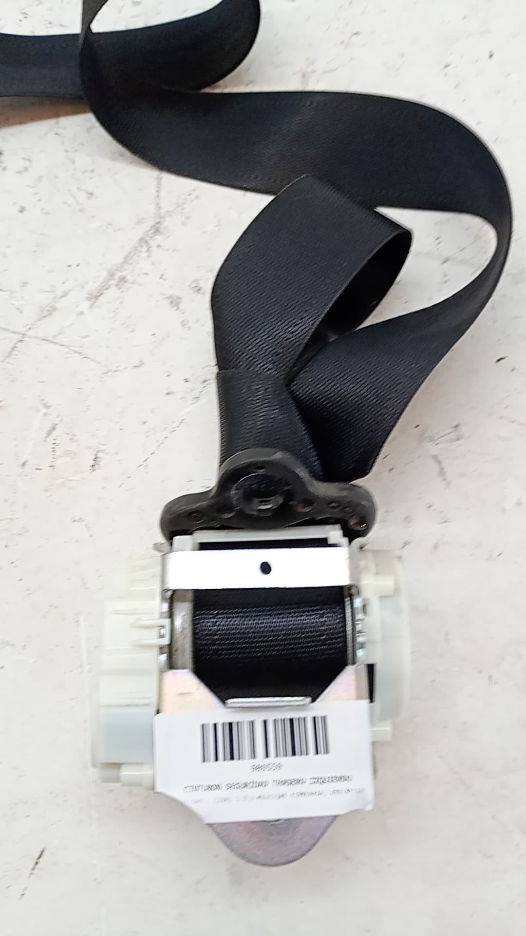 Cinturon seguridad trasero izquierdo FIAT 500 L (330)