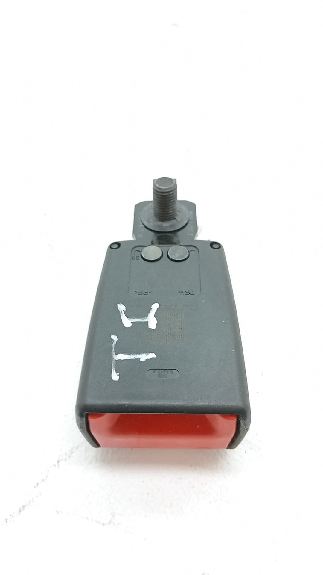 Enganche cinturon trasero izquierdo FIAT 500 L (330)