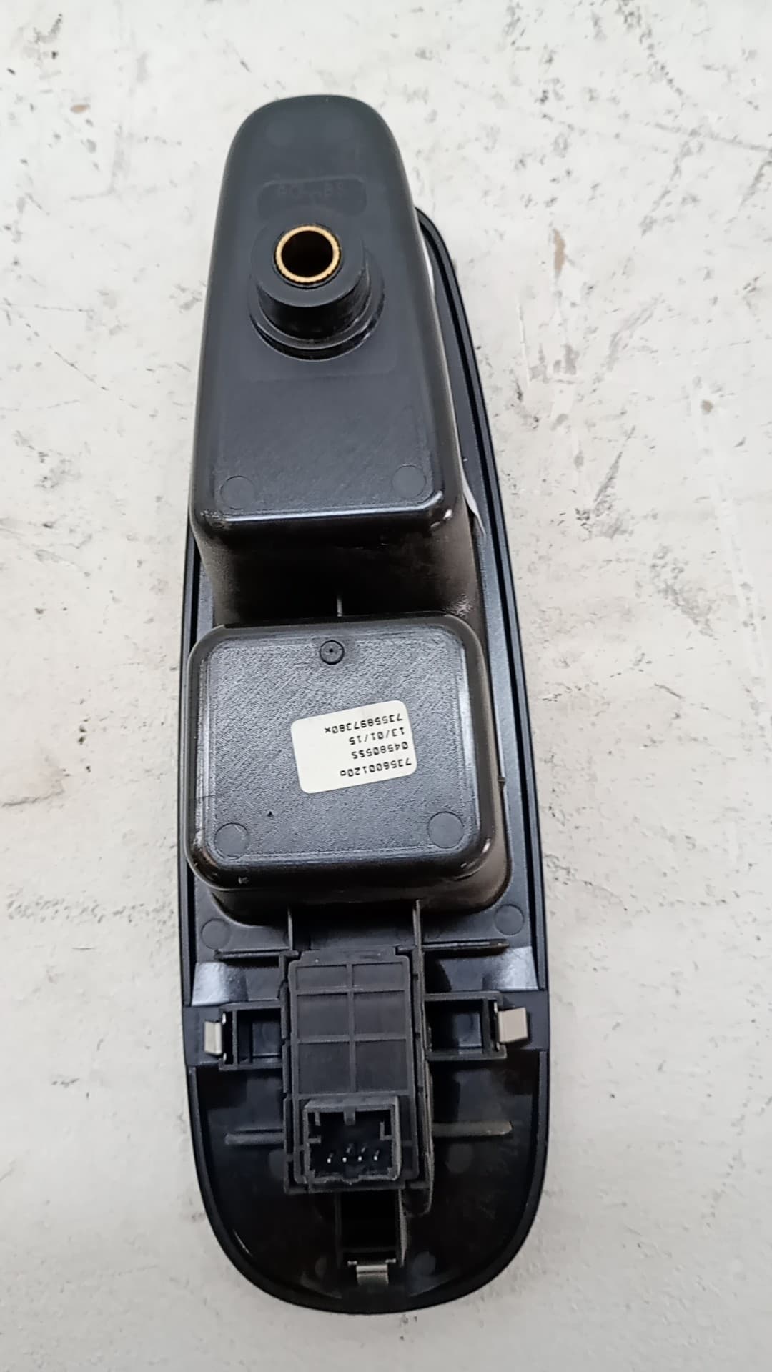 Mando elevalunas delantero derecho FIAT 500 L (330) 2