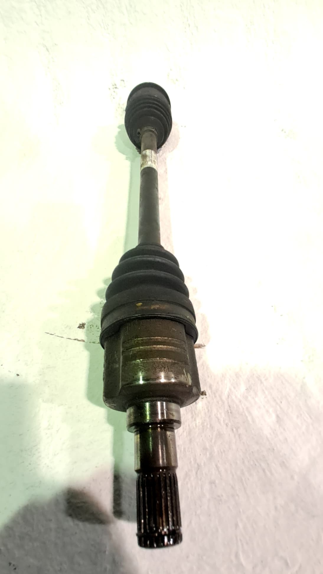Transmision delantera izquierda SUZUKI SWIFT SF BERLINA (EA)