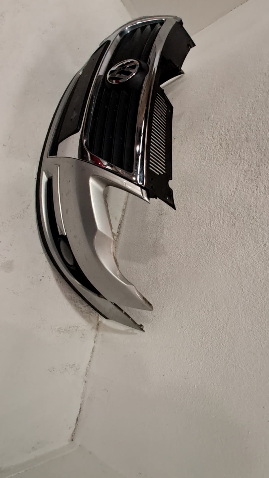 Paragolpes delantero VOLKSWAGEN PASSAT CC (357) 4