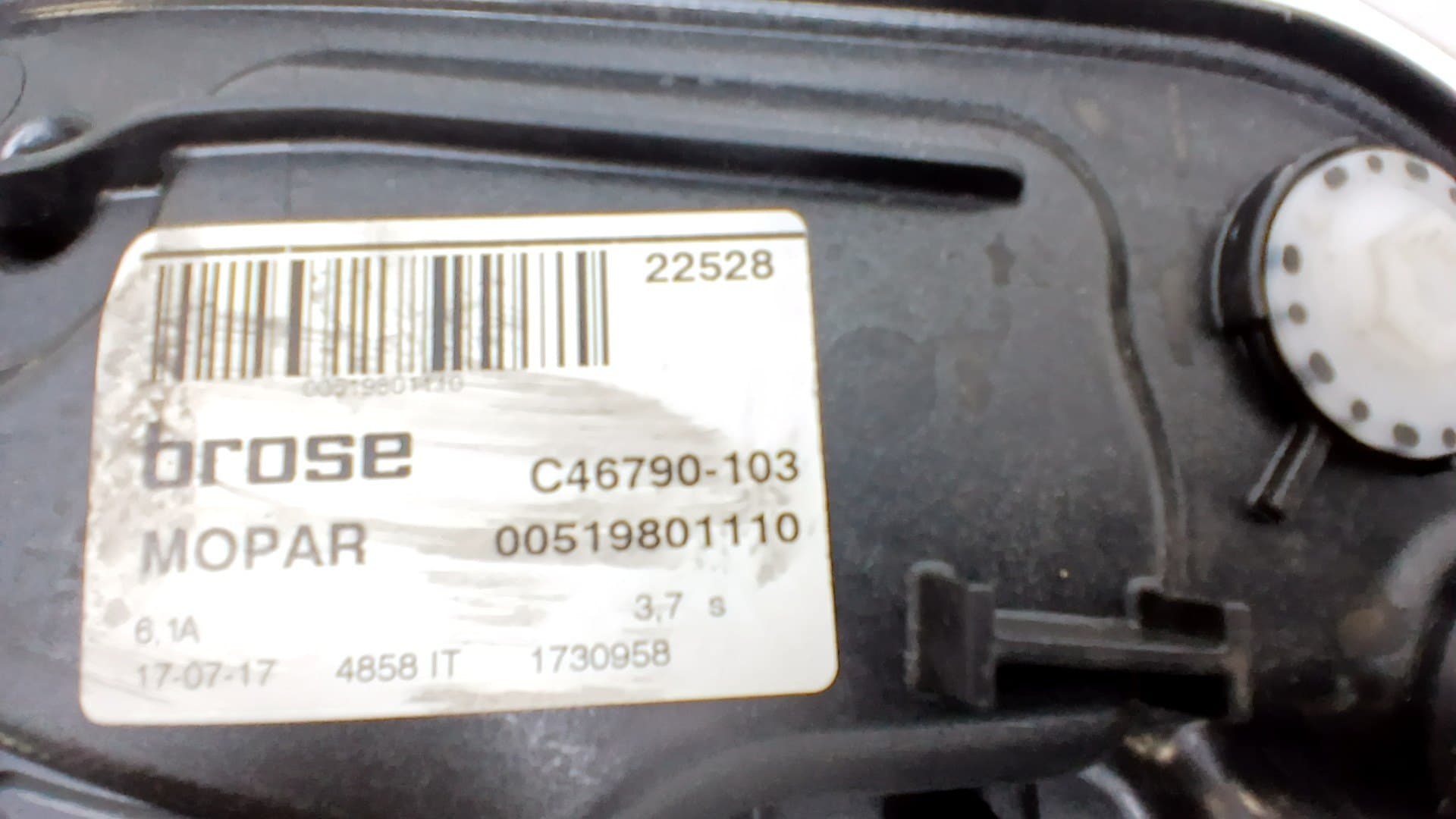 Elevalunas trasero derecho JEEP RENEGADE 2