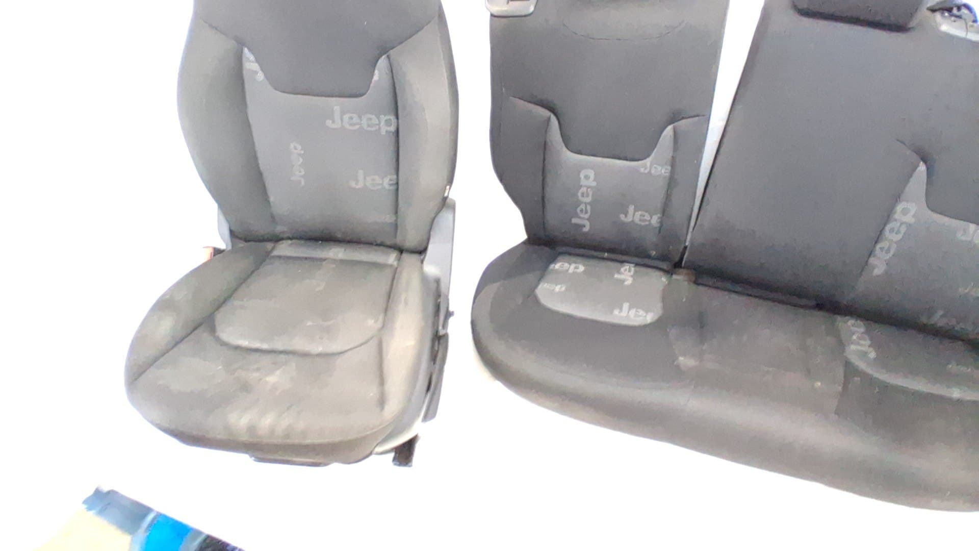 Juego asientos completo JEEP RENEGADE 3