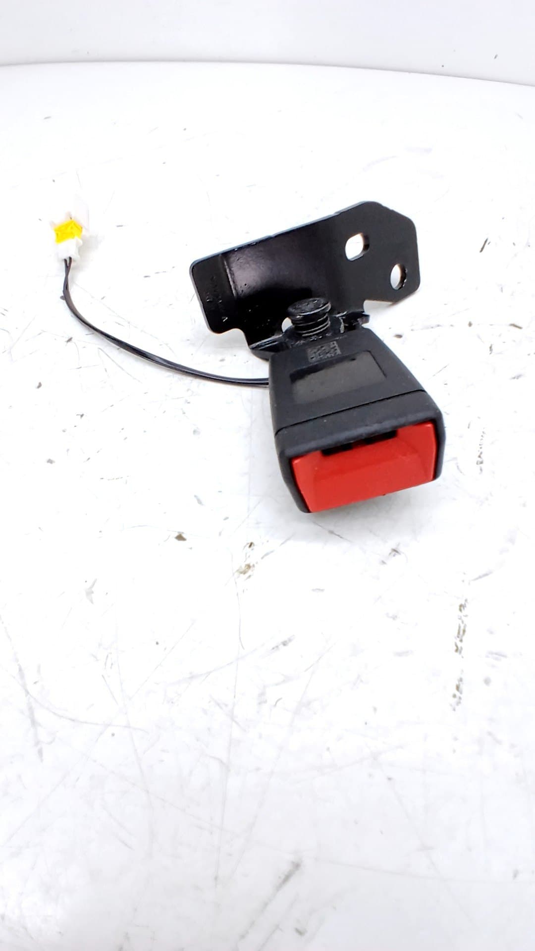 Enganche cinturon trasero derecho JEEP RENEGADE