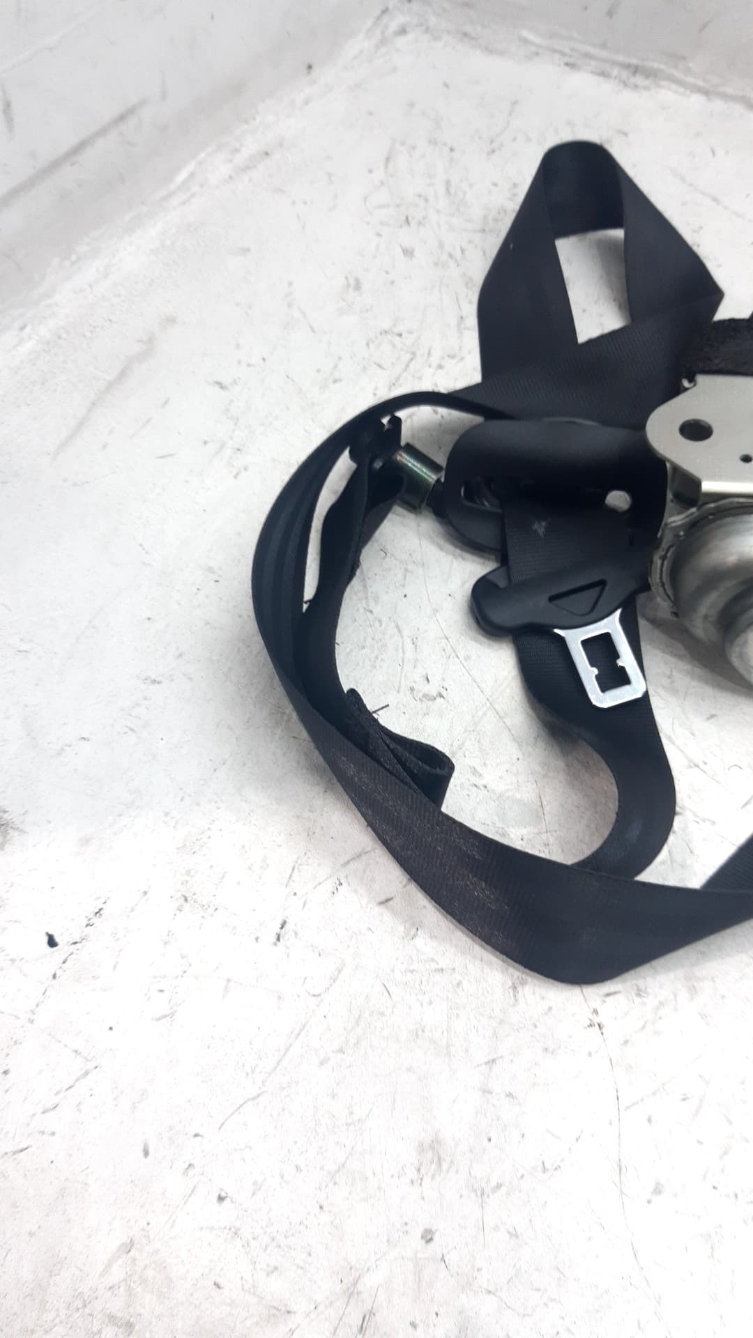 Cinturon seguridad delantero izquierdo JEEP RENEGADE 3