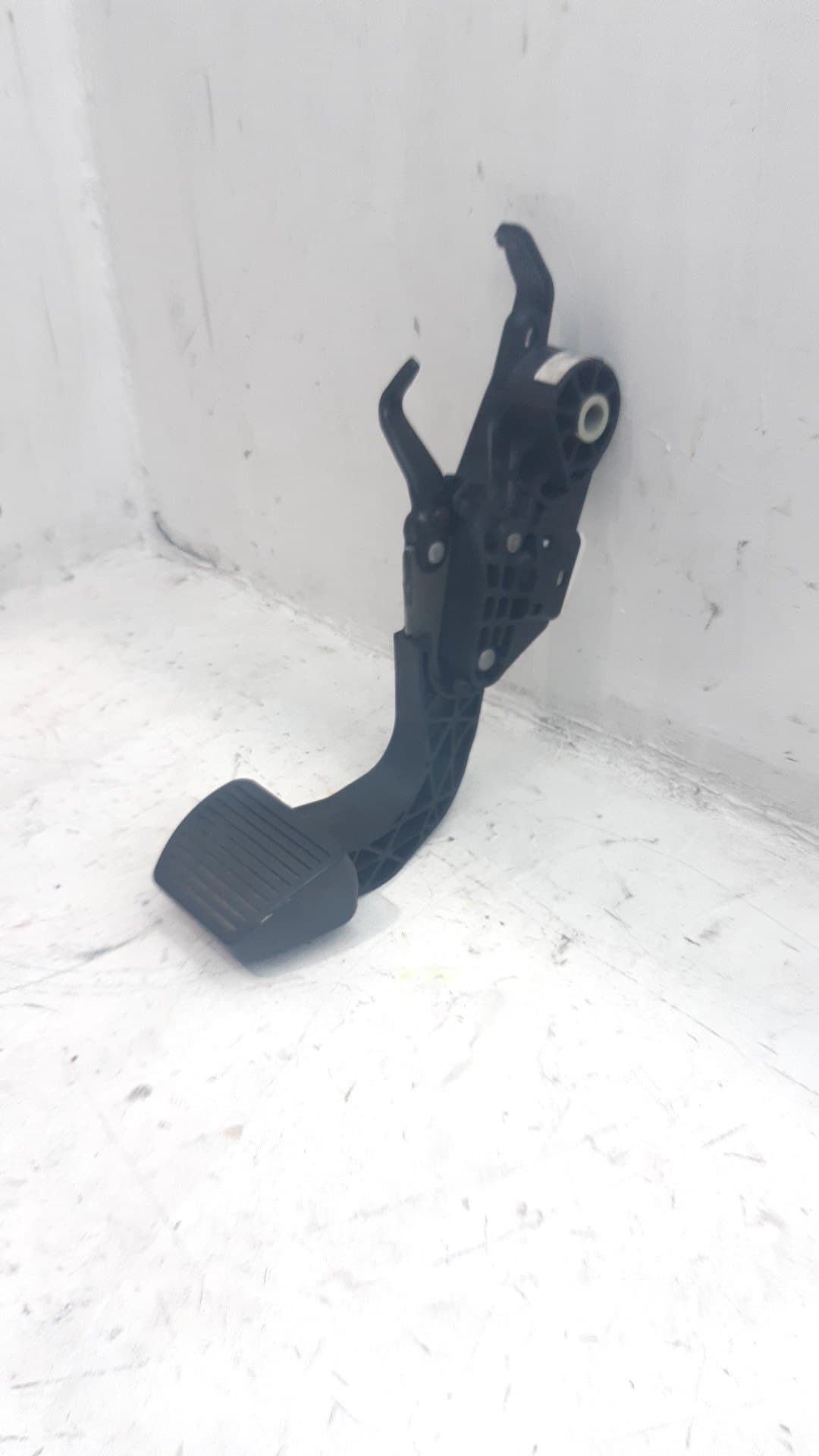 Pedal freno JEEP RENEGADE 2