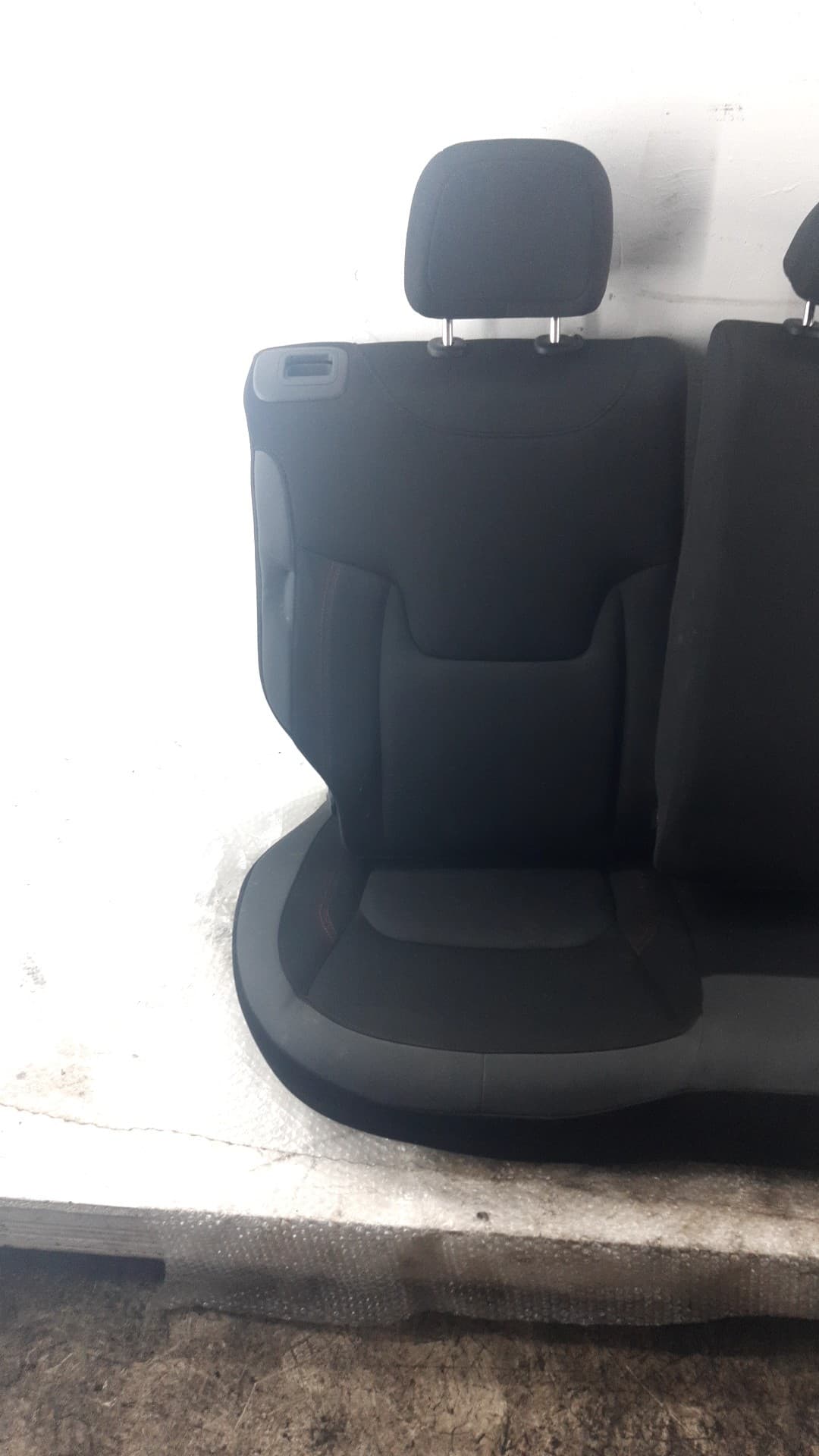 Cerradura asientos traseros JEEP RENEGADE 4