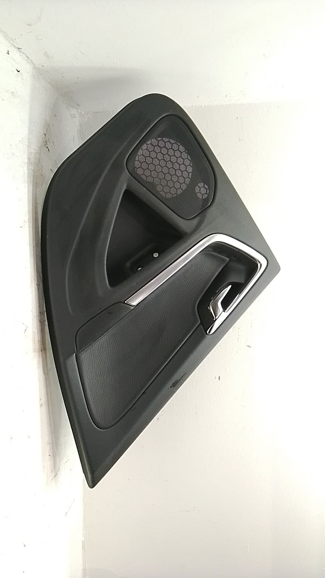 Guarnecido puerta trasera derecha VOLVO S60 BERLINA