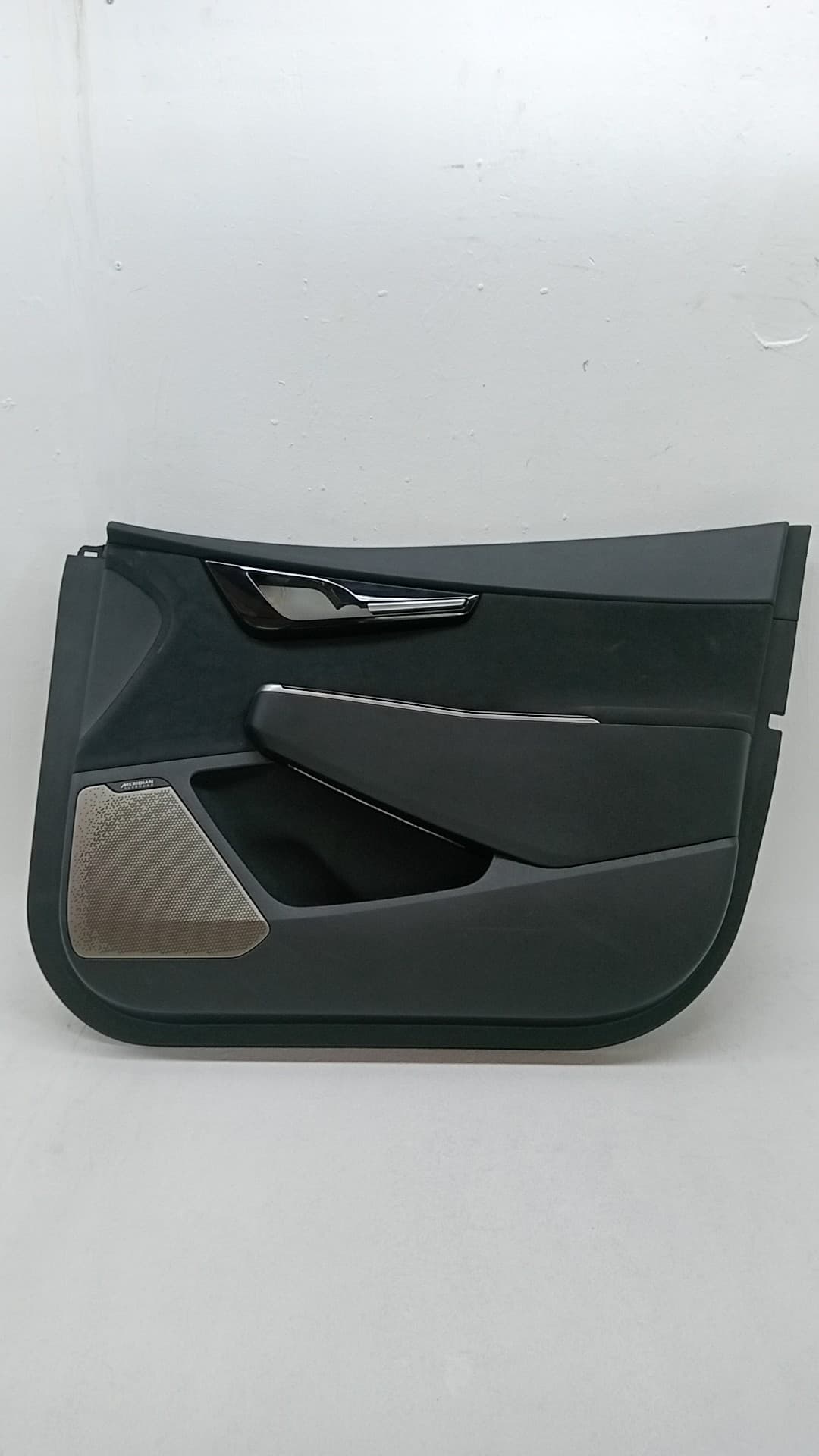 Guarnecido puerta delantera derecha KIA EV6 (CV)