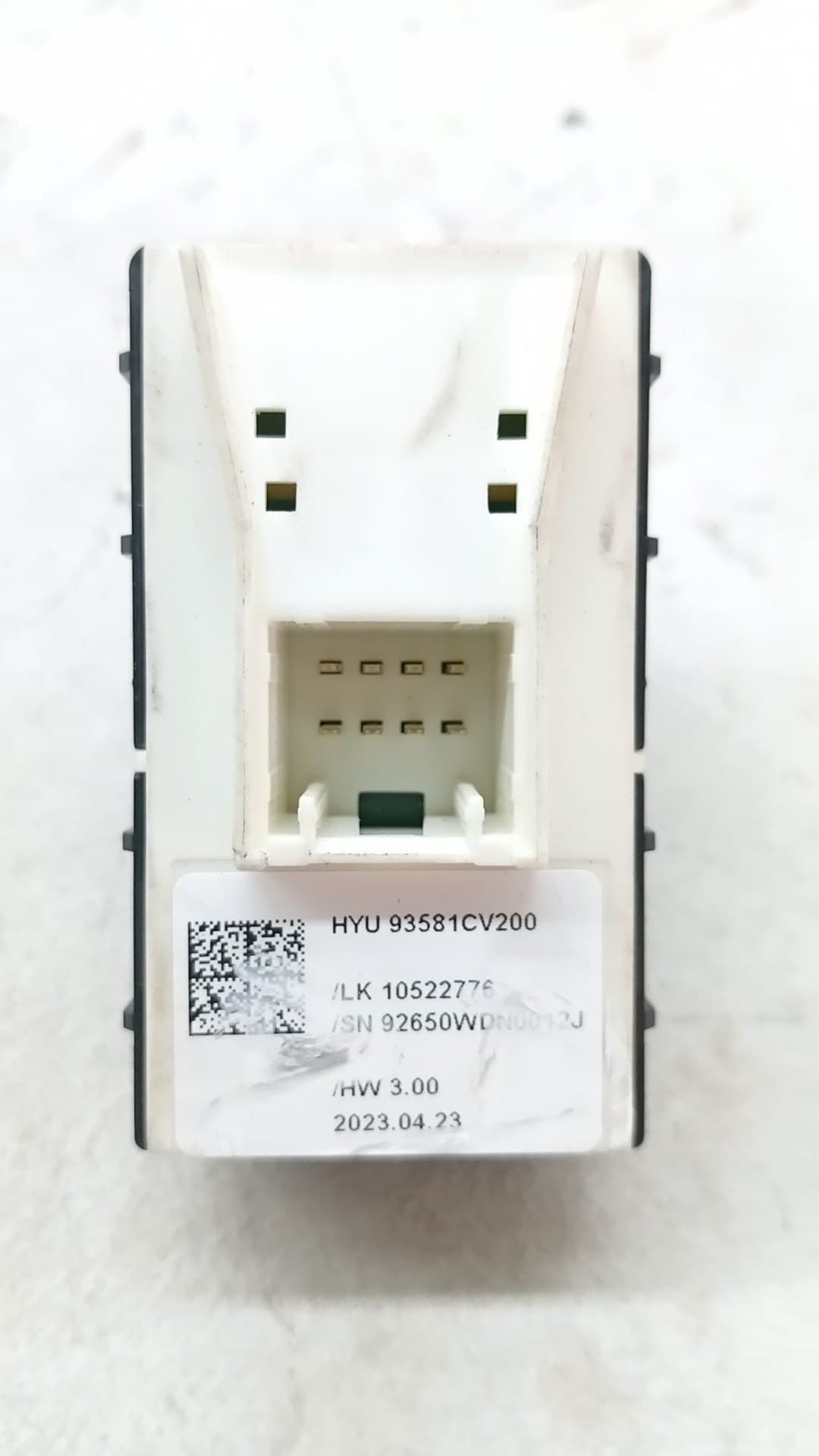 Mando elevalunas delantero derecho KIA EV6 (CV)