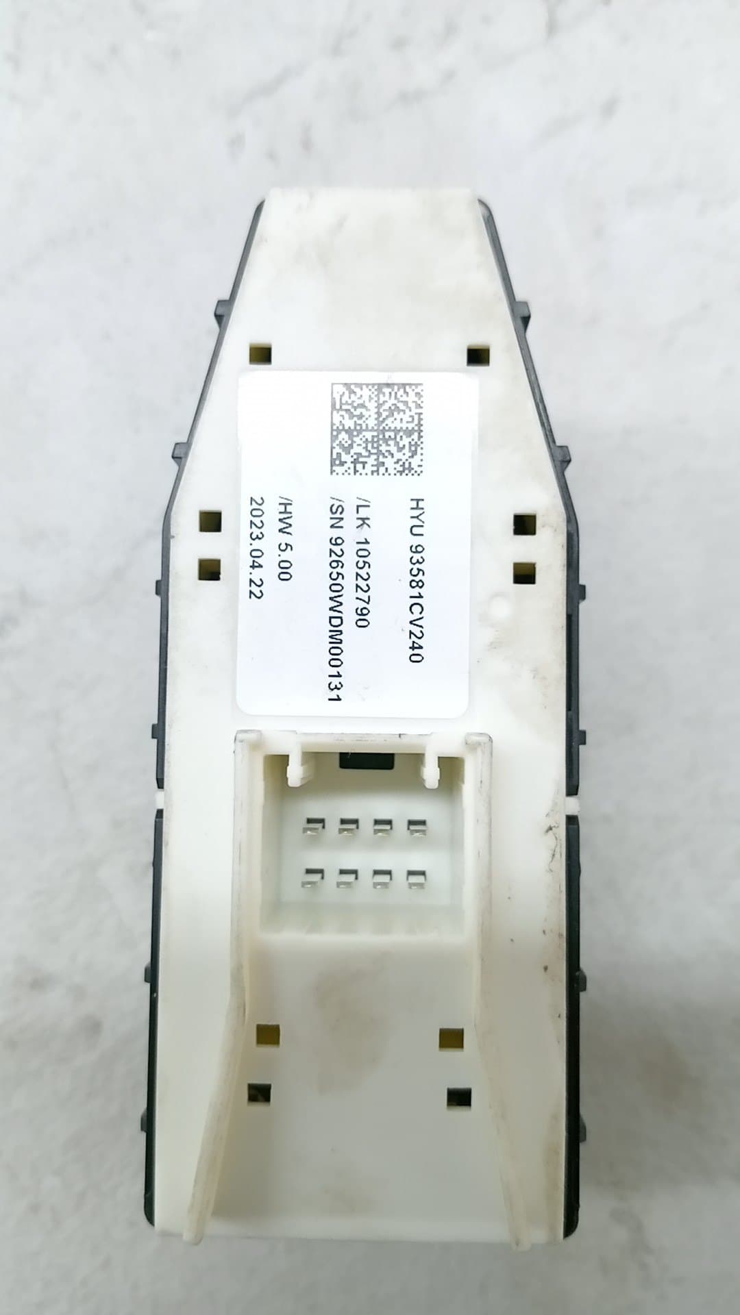 Mando elevalunas trasero derecho KIA EV6 (CV)