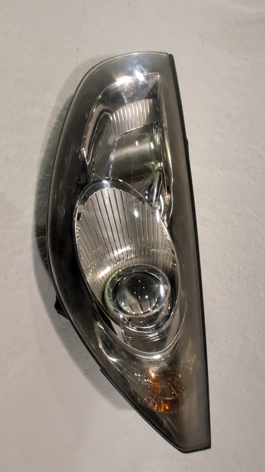 Faro izquierdo HYUNDAI IX35