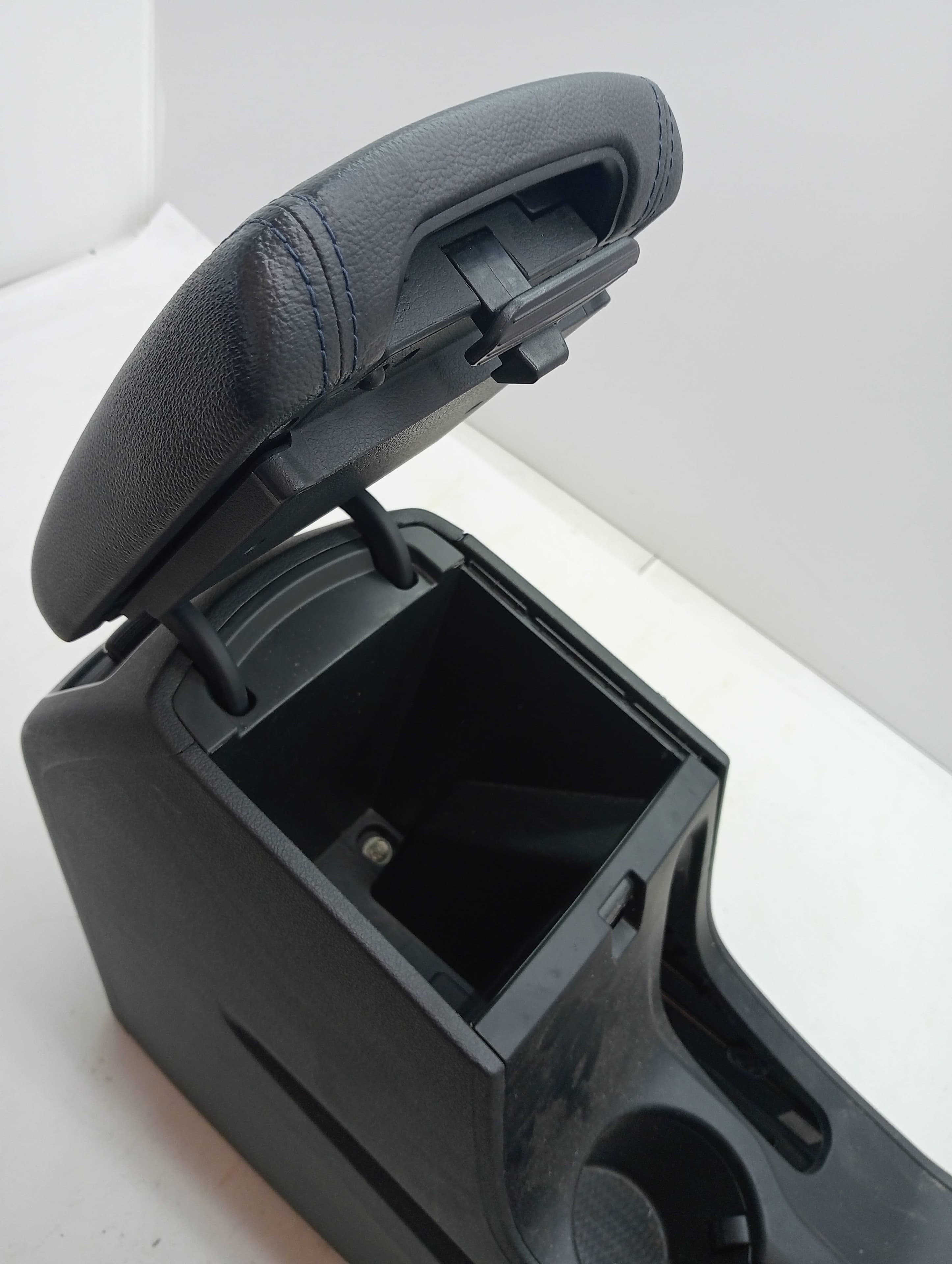 Consola central HYUNDAI TUCSON 4