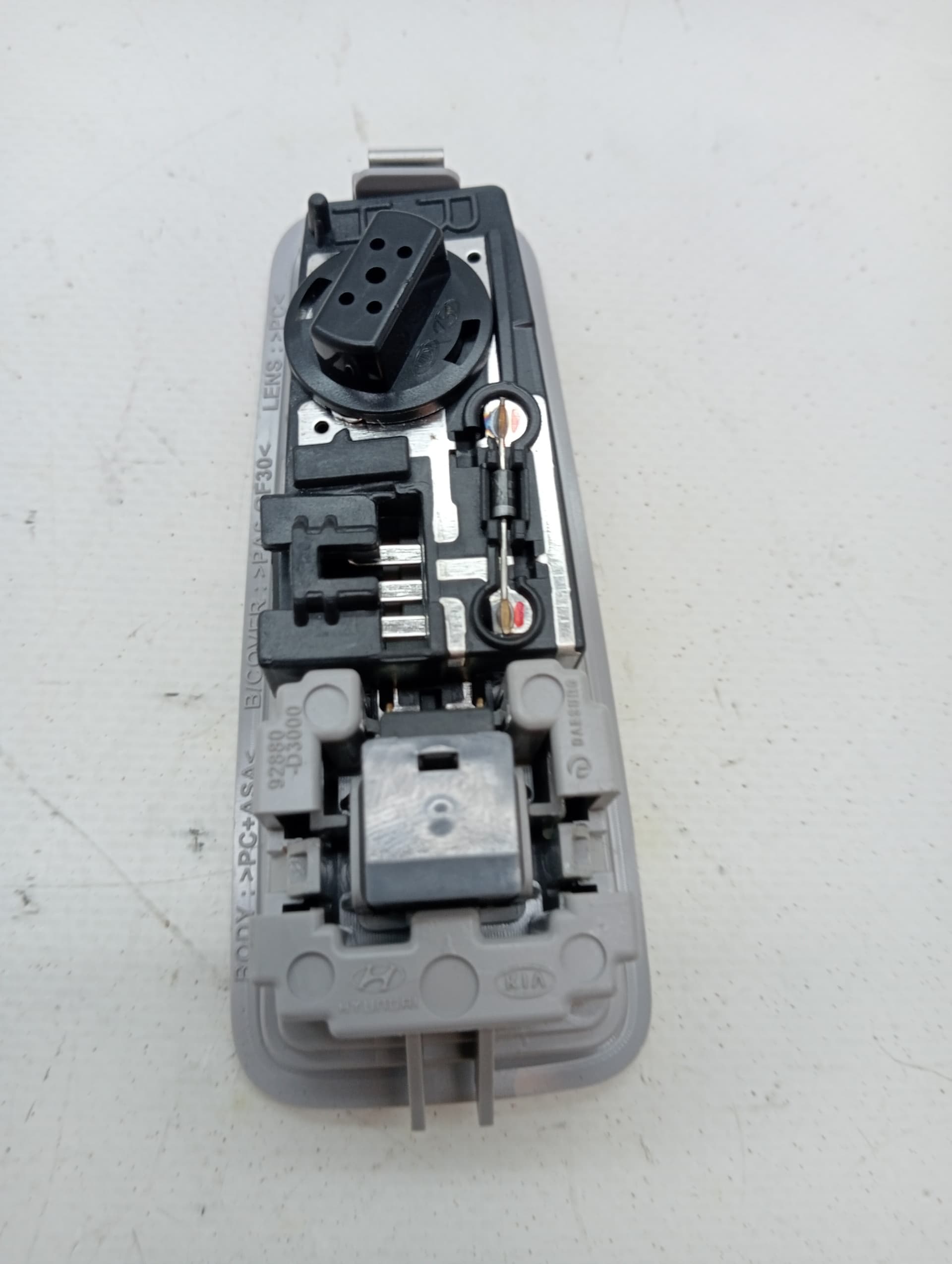 Luz interior HYUNDAI TUCSON 3