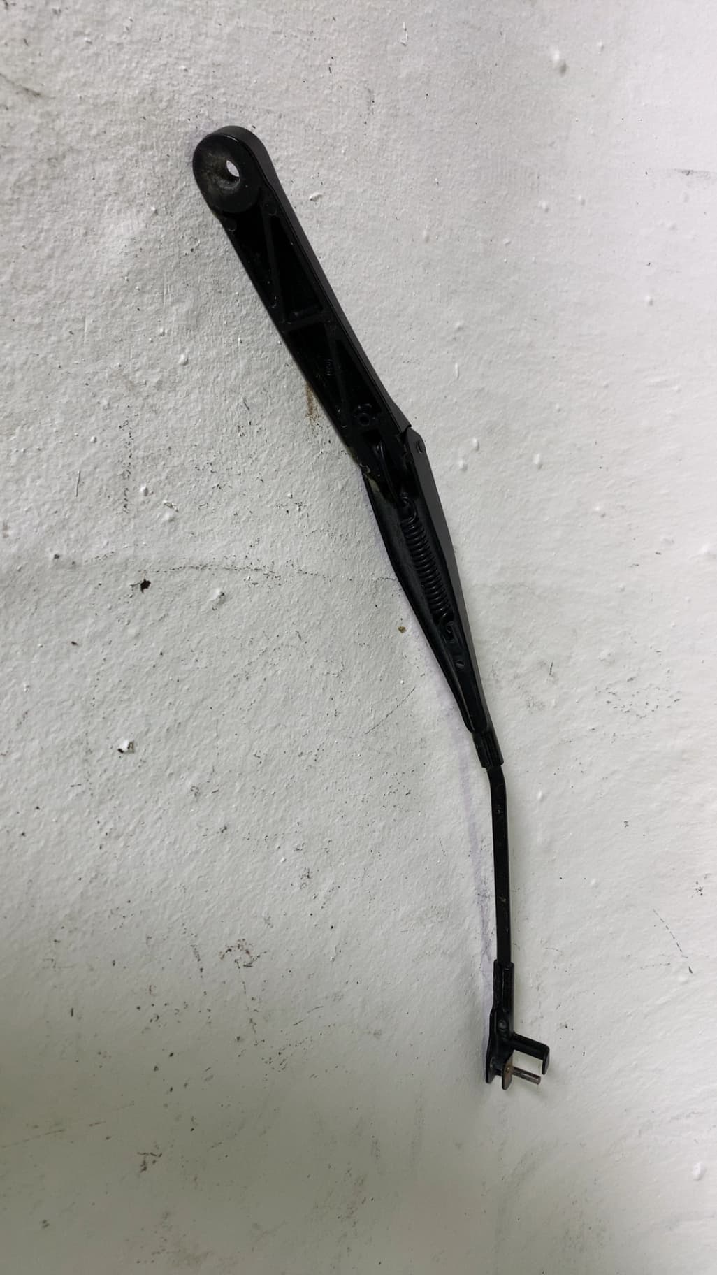 Brazo limpia delantero derecho ALFA ROMEO GT (125)