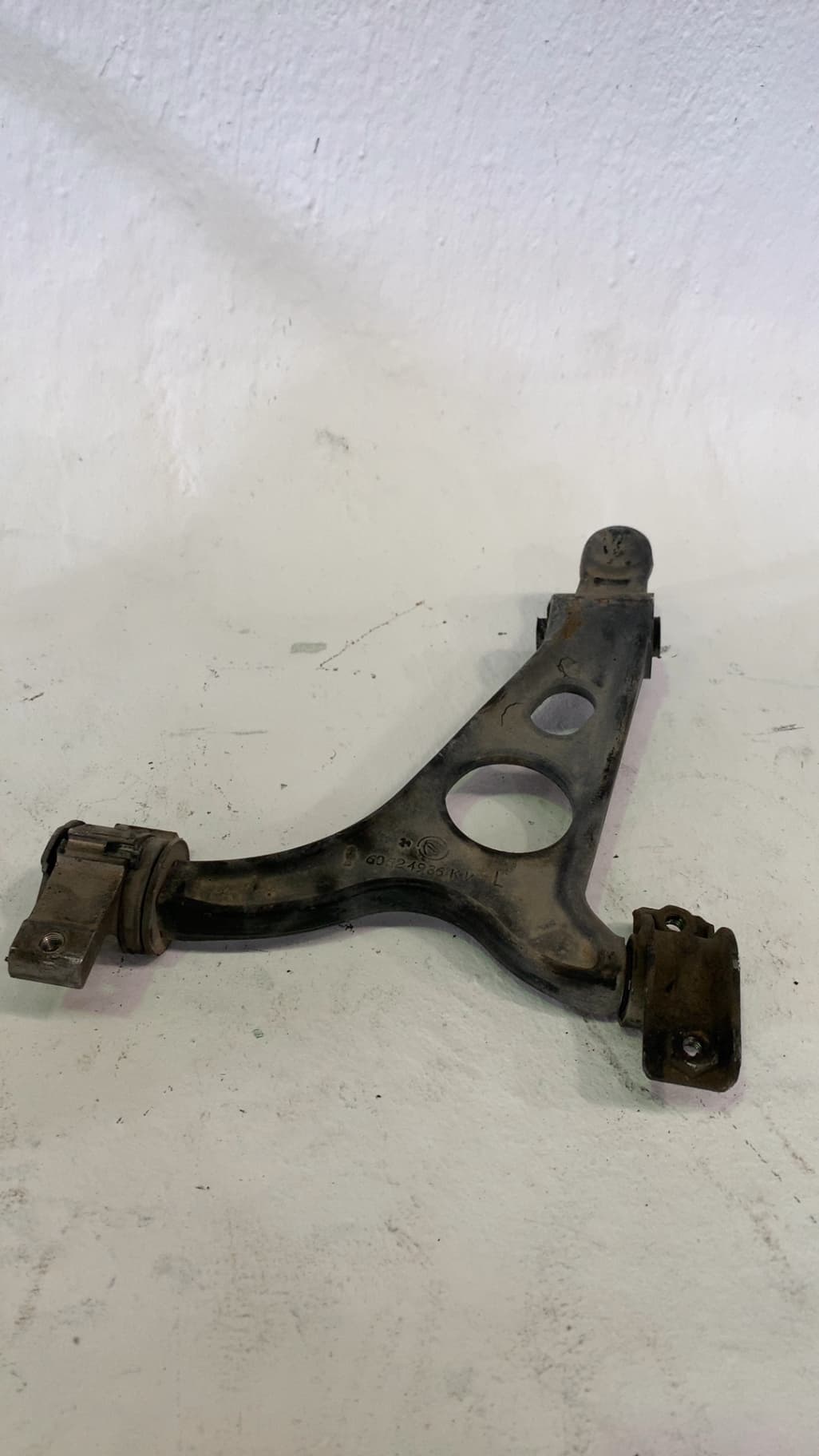 Brazo suspension inferior delantero izquierdo ALFA ROMEO GT (125) 2