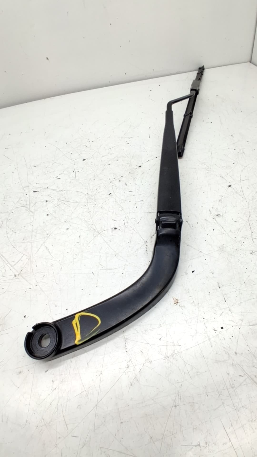 Brazo limpia delantero derecho FORD MUSTANG
