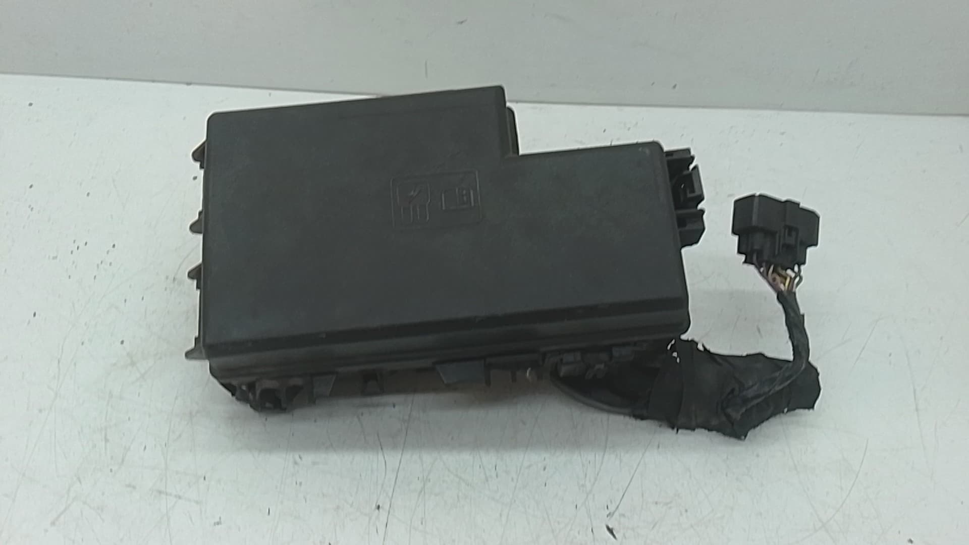 Caja reles / fusibles FORD MUSTANG