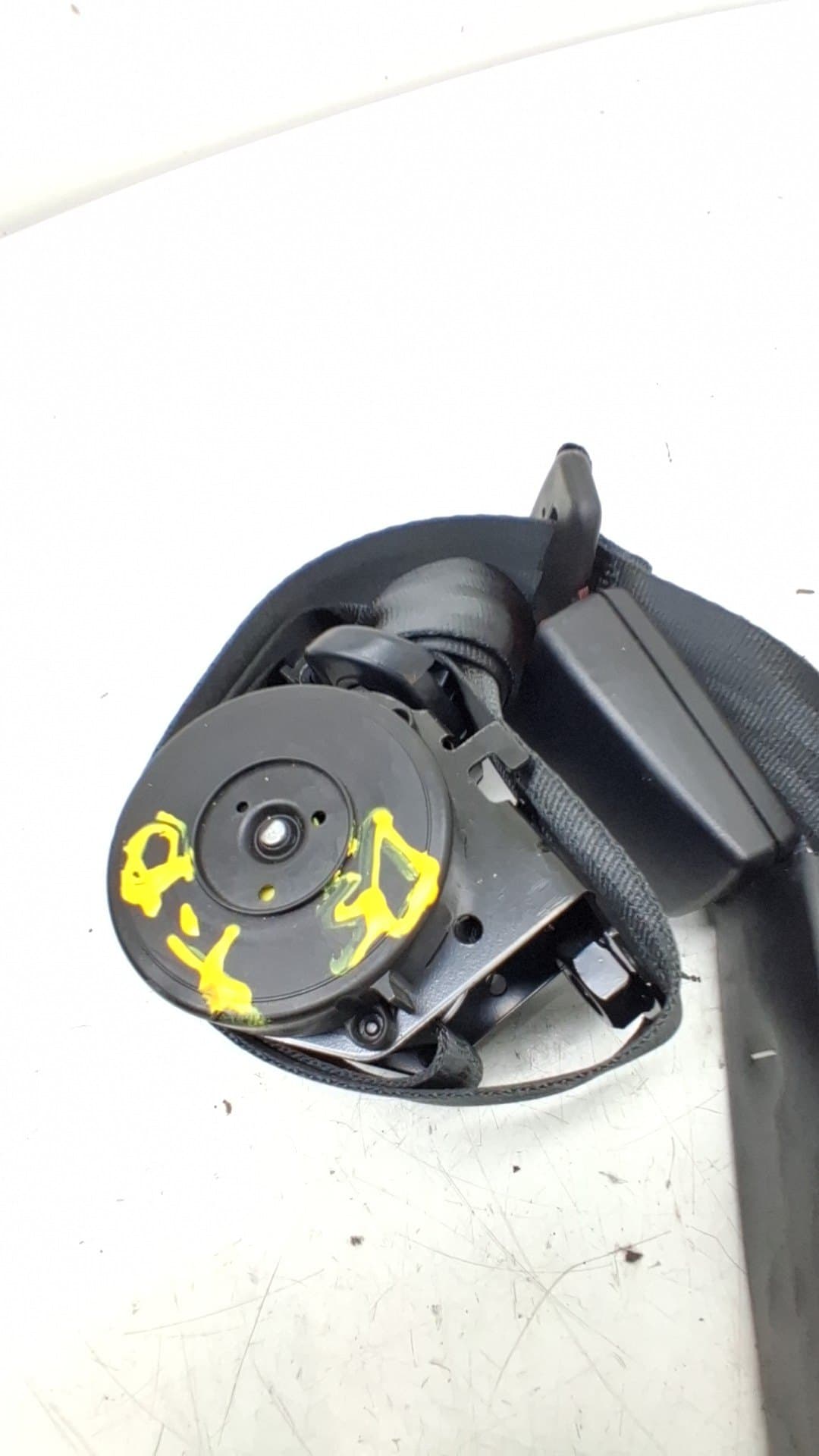 Cinturon seguridad trasero derecho FORD MUSTANG 3