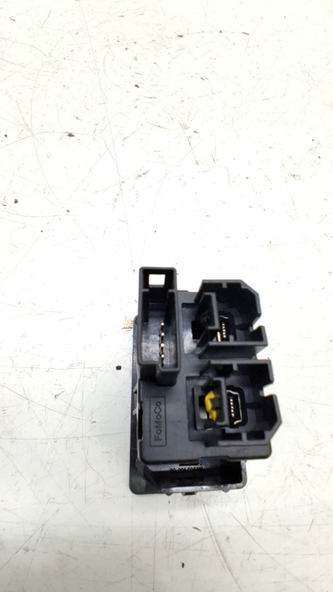 Recambio FORD MUSTANG ref. HU5Z19A387B 3