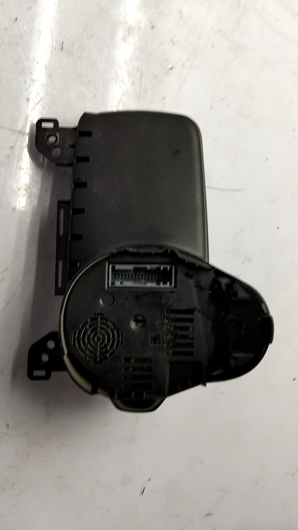 Cuadro instrumentos CHEVROLET AVEO HATCHBACK (T300) 3
