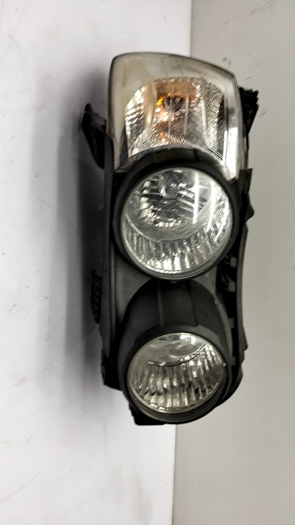 Faro izquierdo CHEVROLET AVEO HATCHBACK (T300)