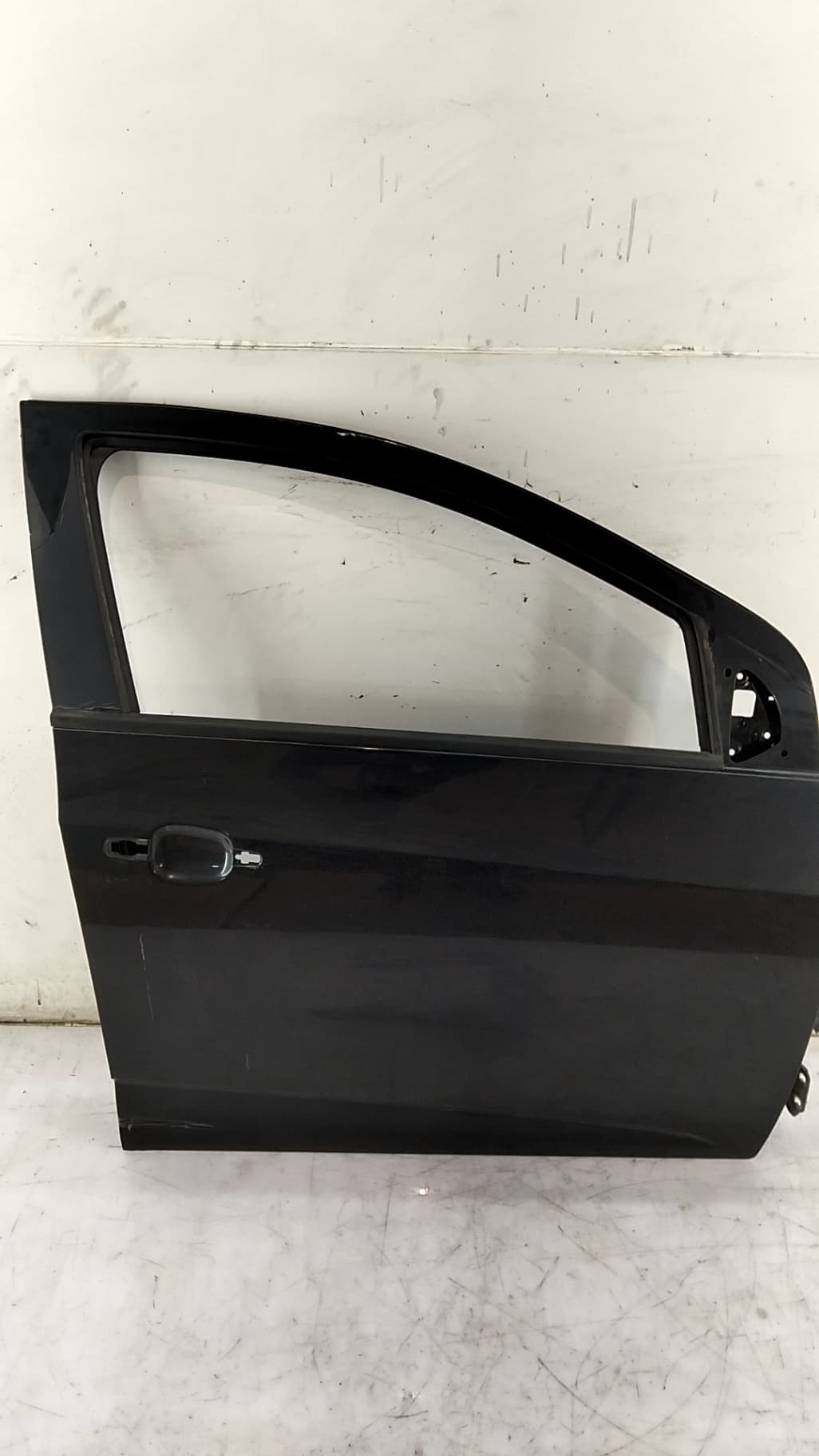 Puerta delantera derecha CHEVROLET AVEO HATCHBACK (T300)