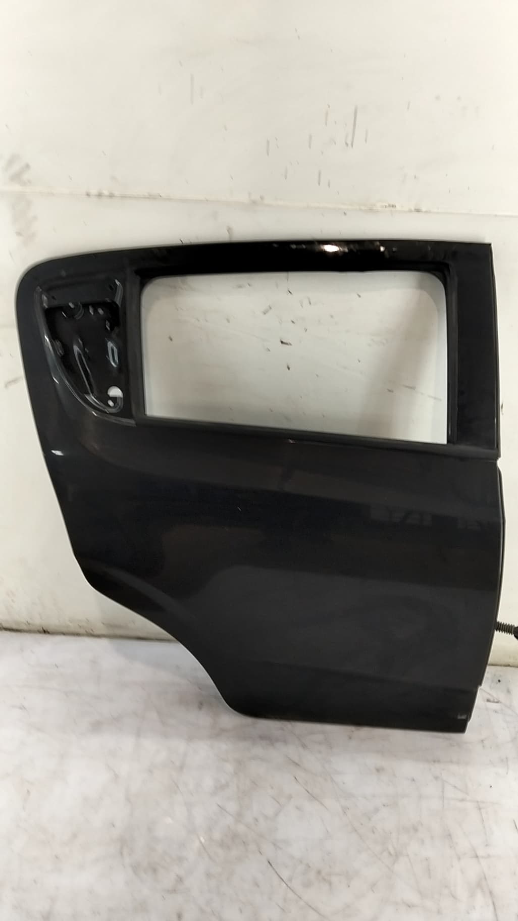 Puerta trasera derecha CHEVROLET AVEO HATCHBACK (T300)